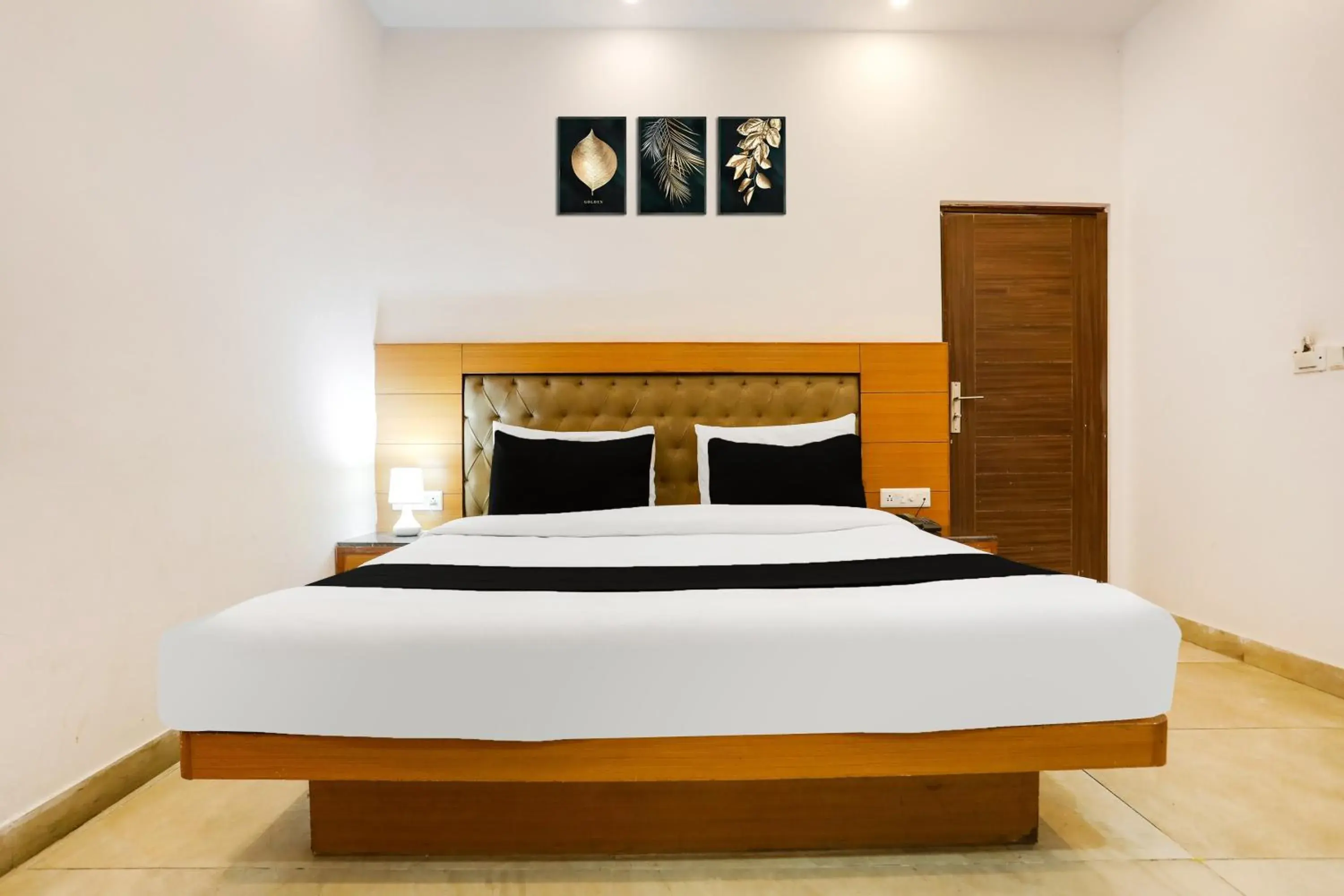 Bedroom, Bed in Collection O Mall Road Near St. Georges College Bedroom, Bed in Collection O Mall Road Near St. Georges College