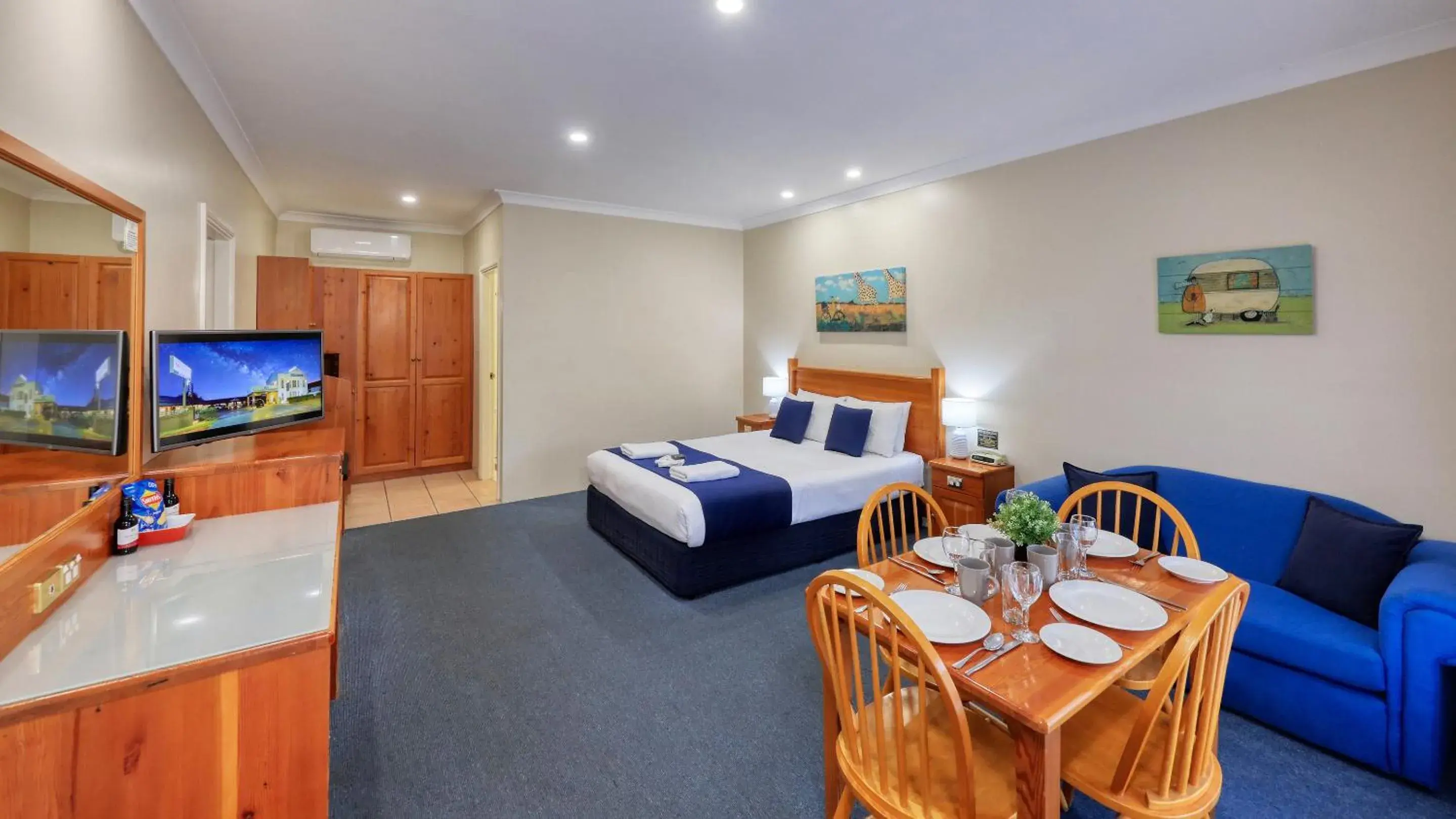 Executive Family Suite in Breakout Motor Inn Executive Family Suite in Breakout Motor Inn