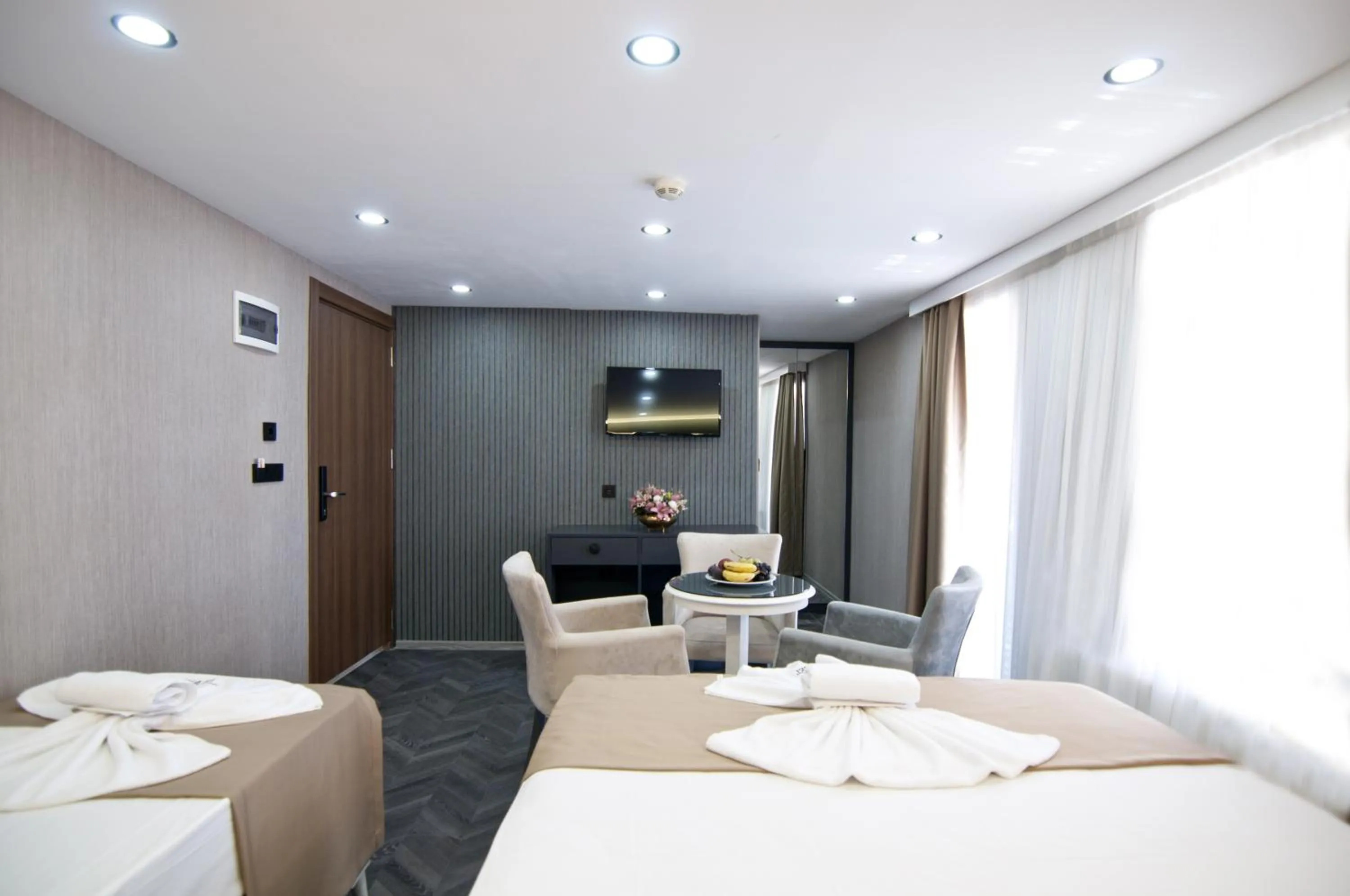 Photo of the whole room in Grand Bagoz Hotel