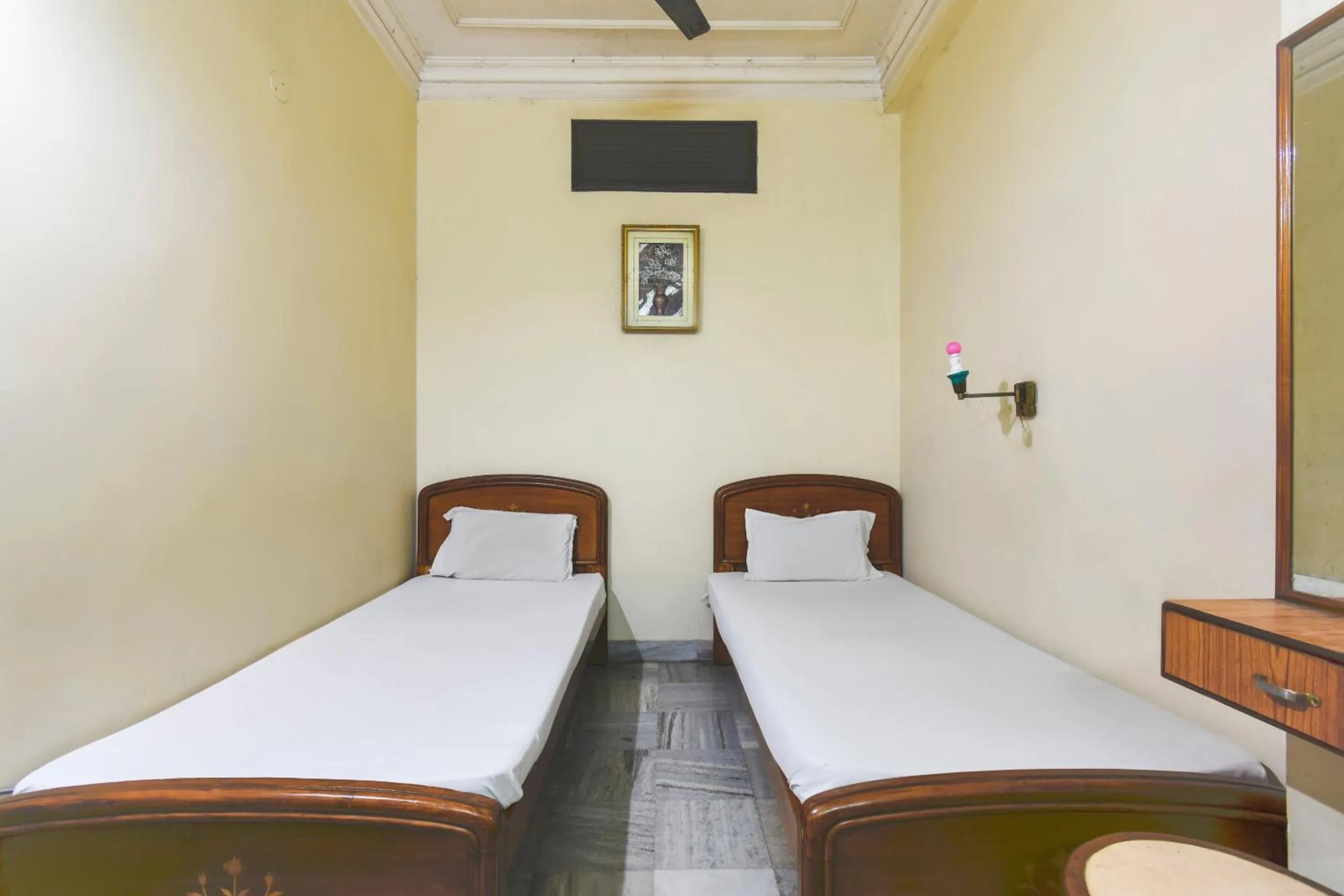 Bedroom, Bed in Super Hotel O Ajanta