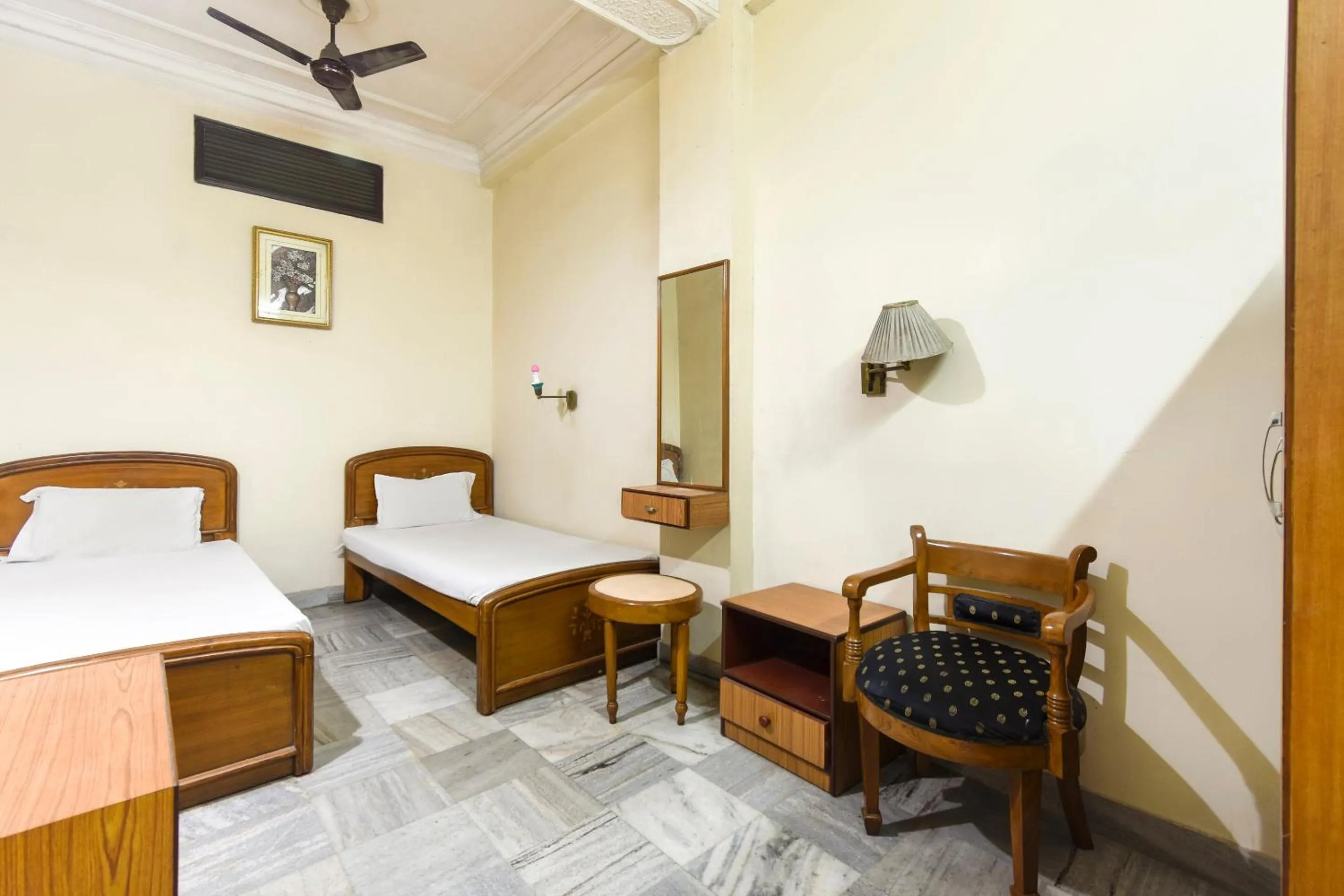 Bedroom, Bed in Super Hotel O Ajanta