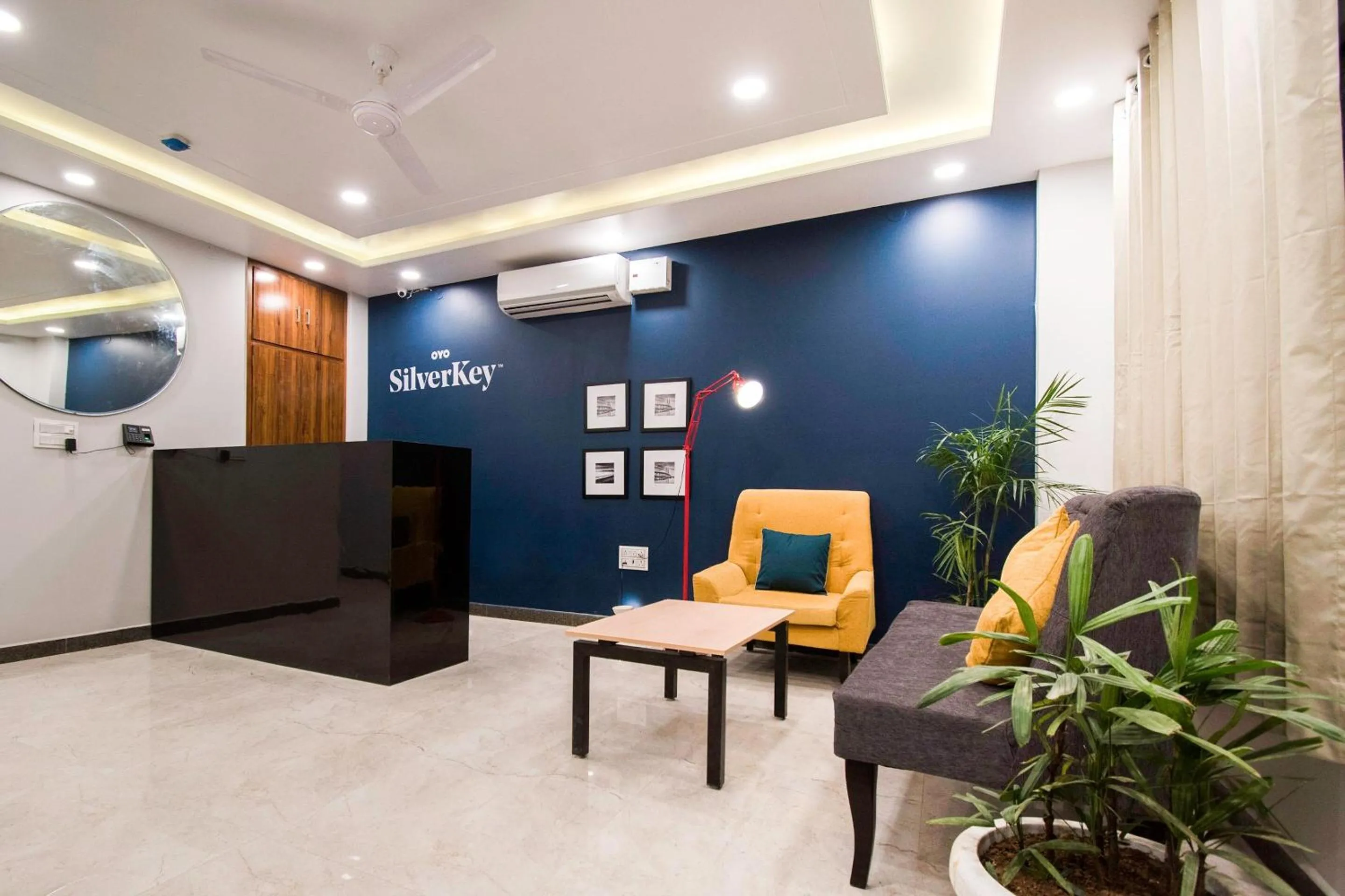 Lobby or reception in Collection O Blue Shine