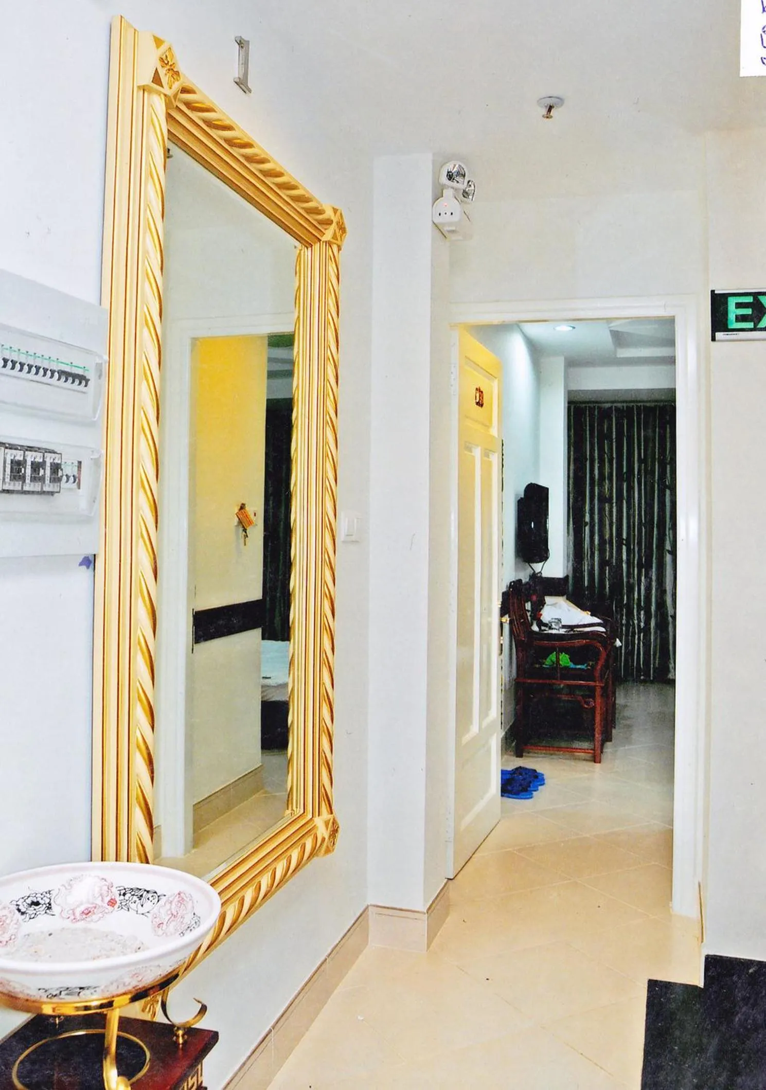 Bed in HOANG THANH THUY AIRPORT HOTEL 1 - Gần Ẩm Thực Đêm Chợ Hoàng Hoa Thám