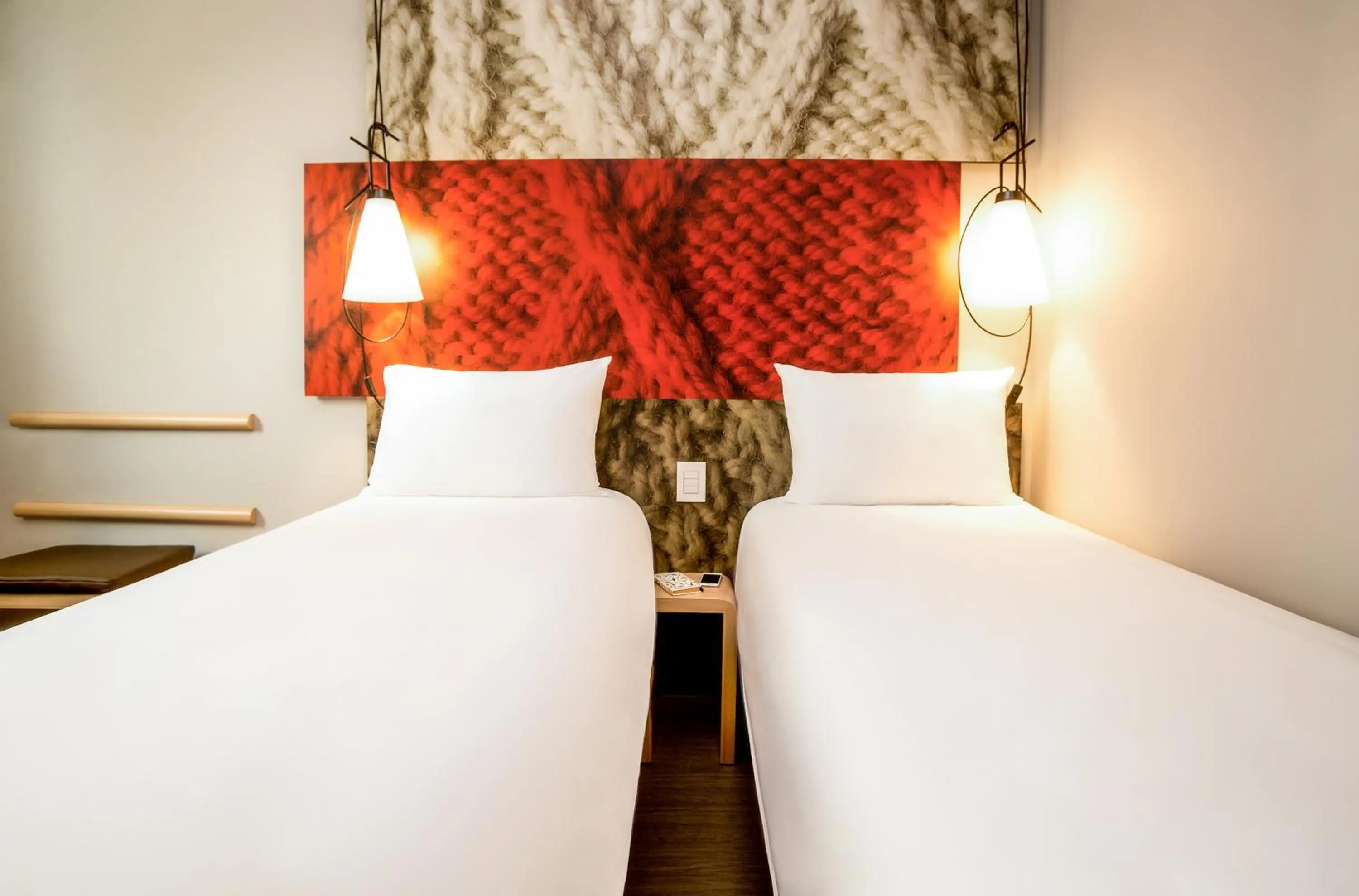 Bedroom, Bed in Ibis Toulouse Purpan Aeroport