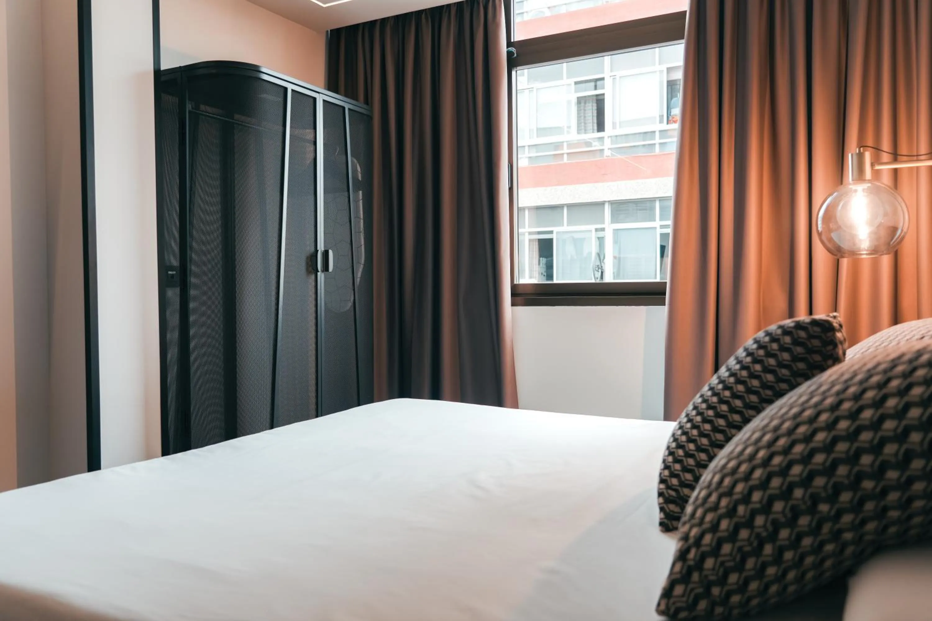 Bed in Poem Suites, Las Canteras