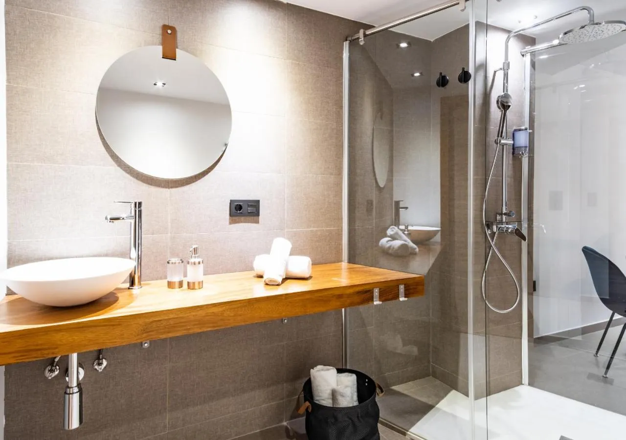 Shower in Poem Suites, Las Canteras