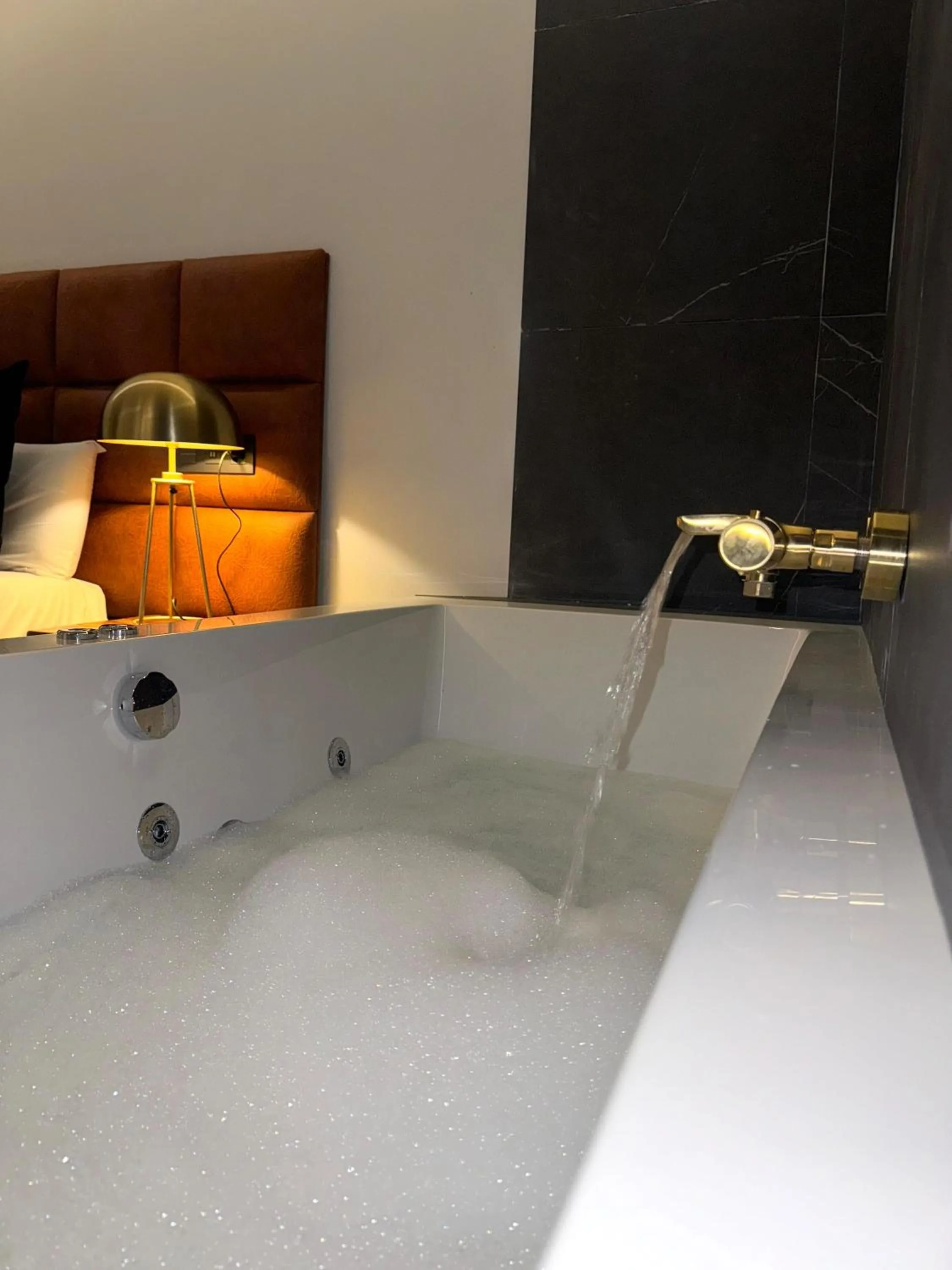 Bed in Poem Suites, Las Canteras