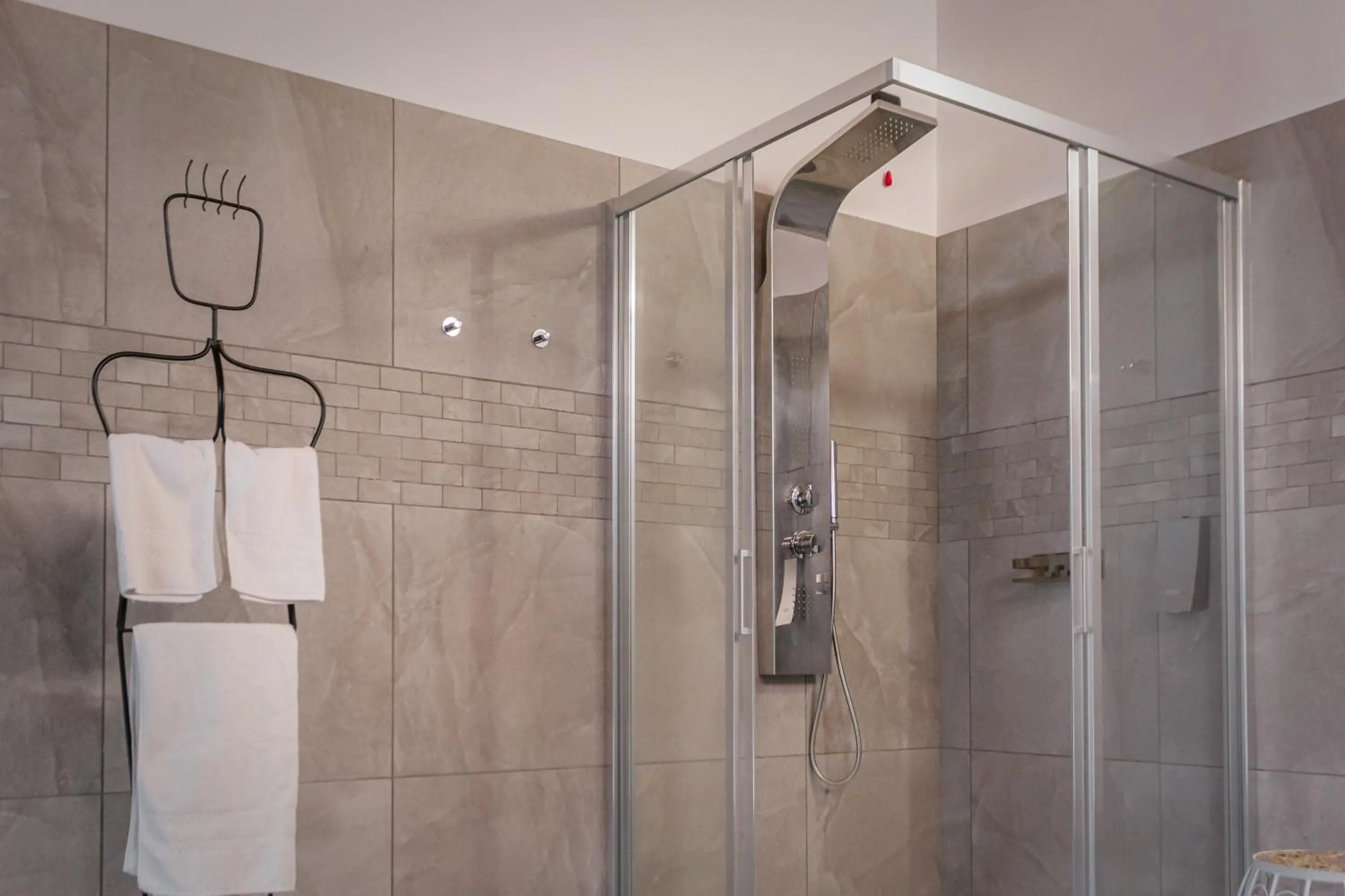 Shower in Casa Ananda