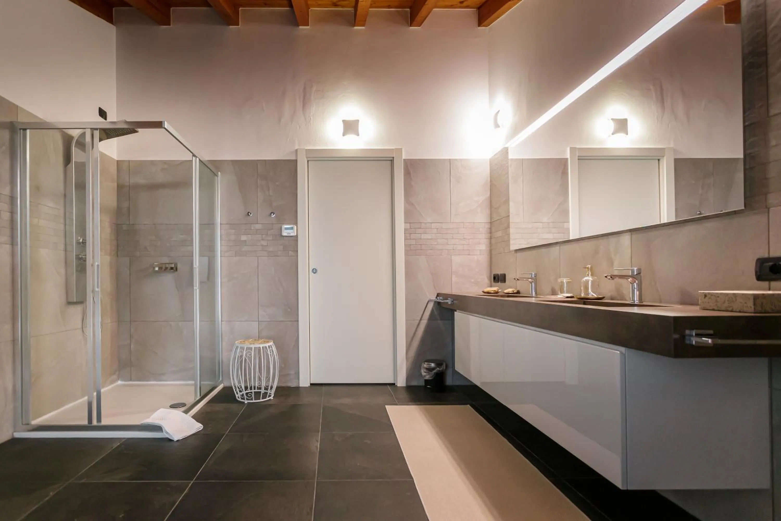 Shower in Casa Ananda