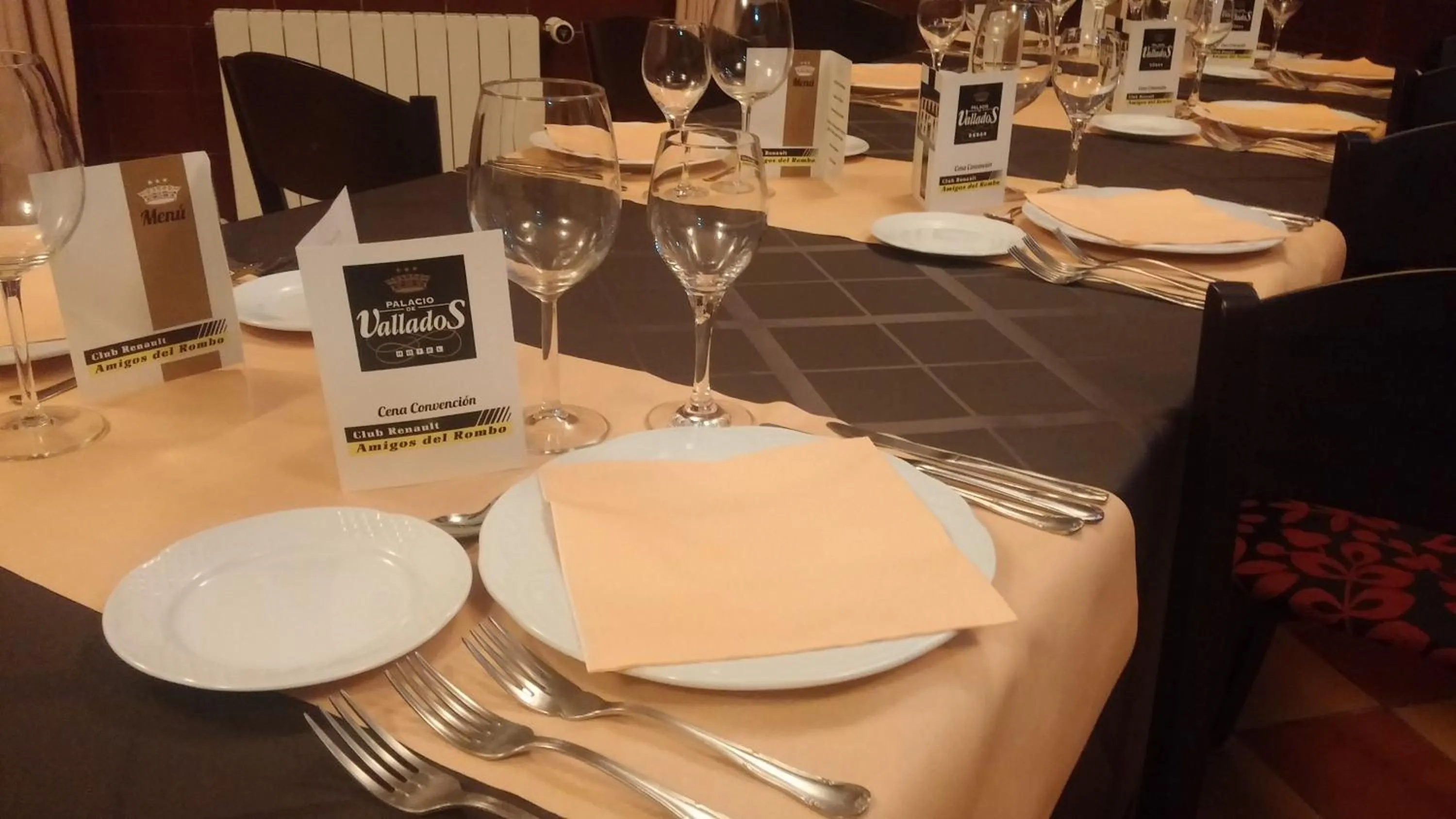 Restaurant/places to eat in Hotel Palacio de los Vallados