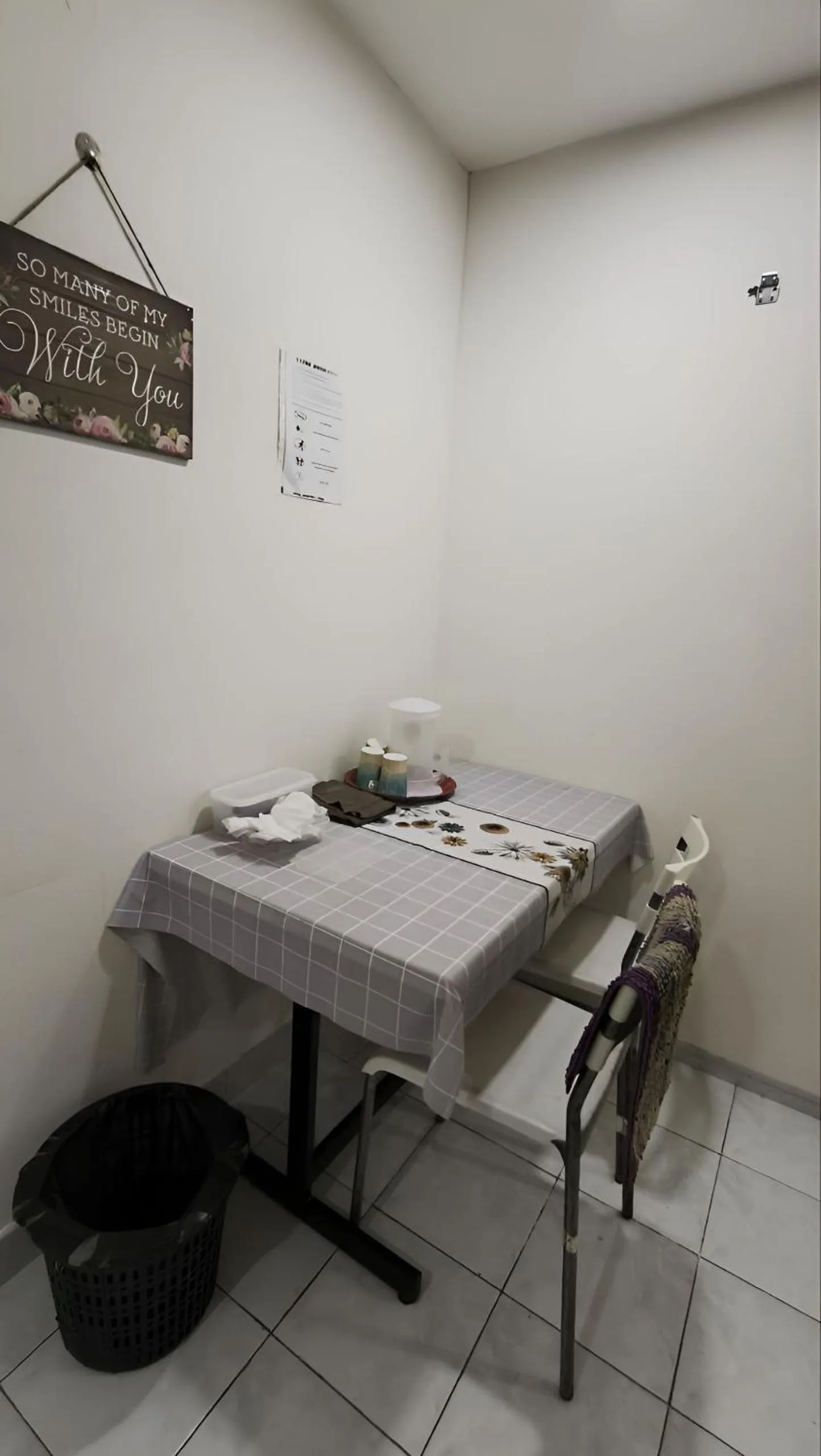 Dining area in Natol Homestay-MJC Batu Kawa MJC New Township