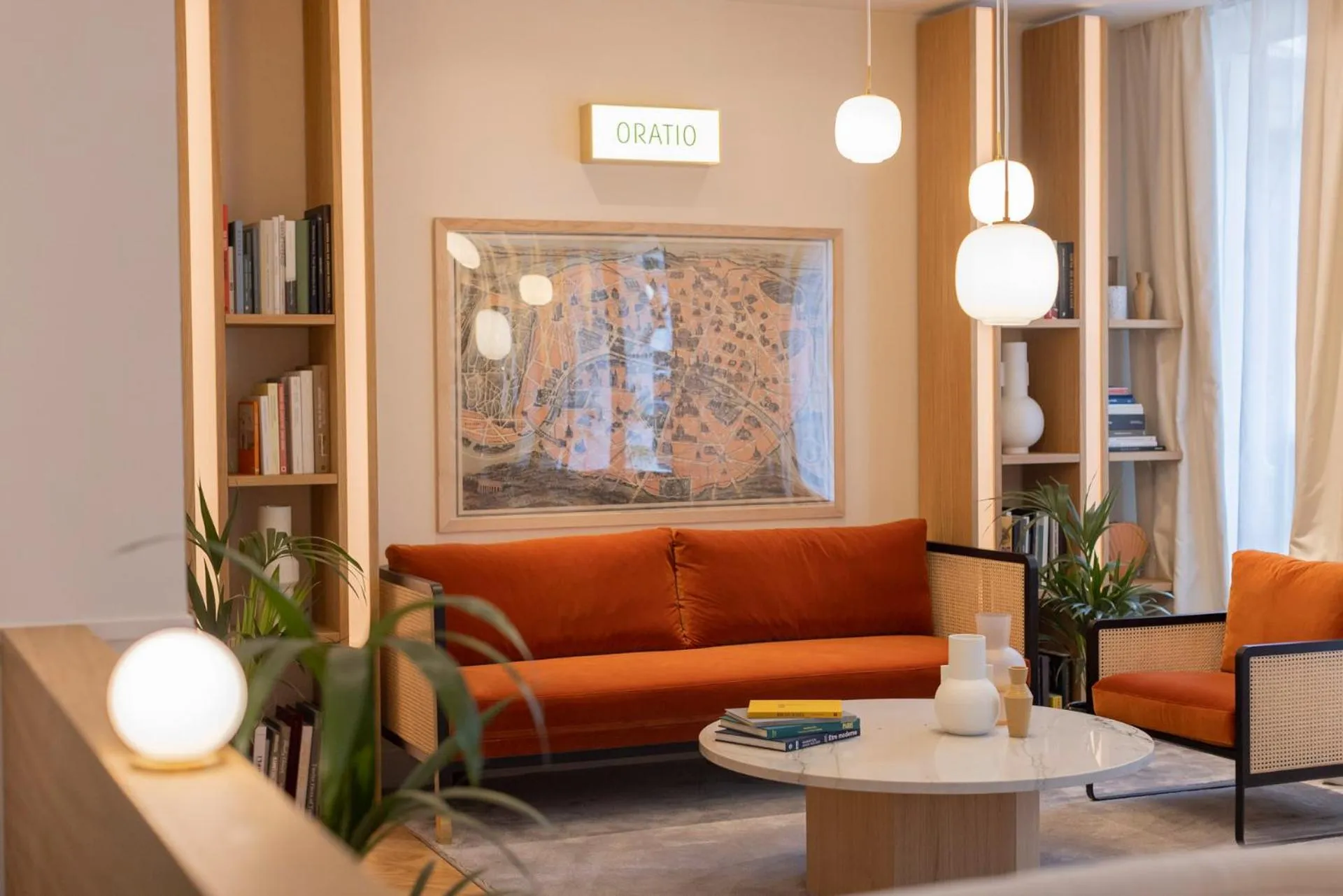 Lobby or reception in Hôtel Oratio