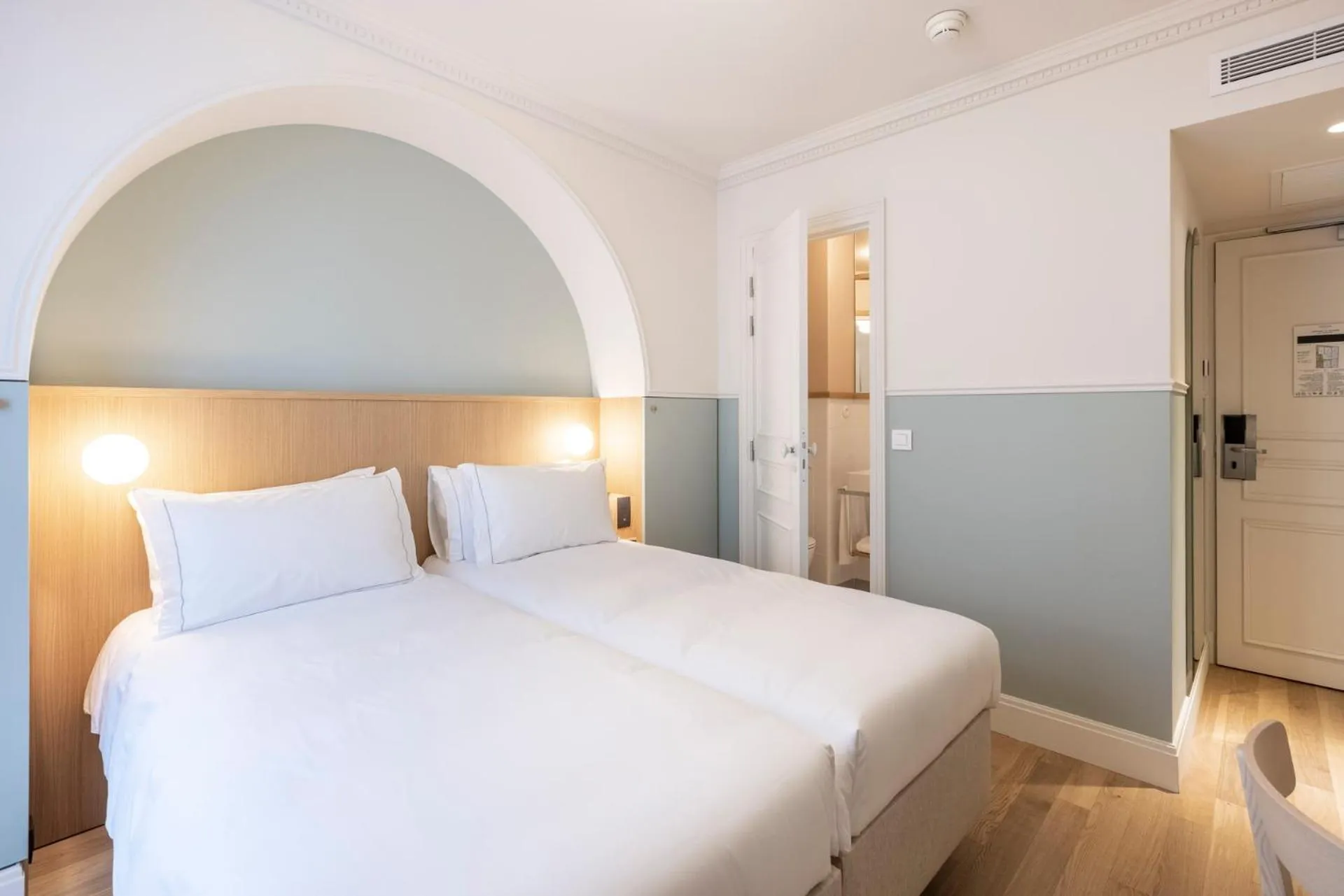 Bed in Hôtel Oratio