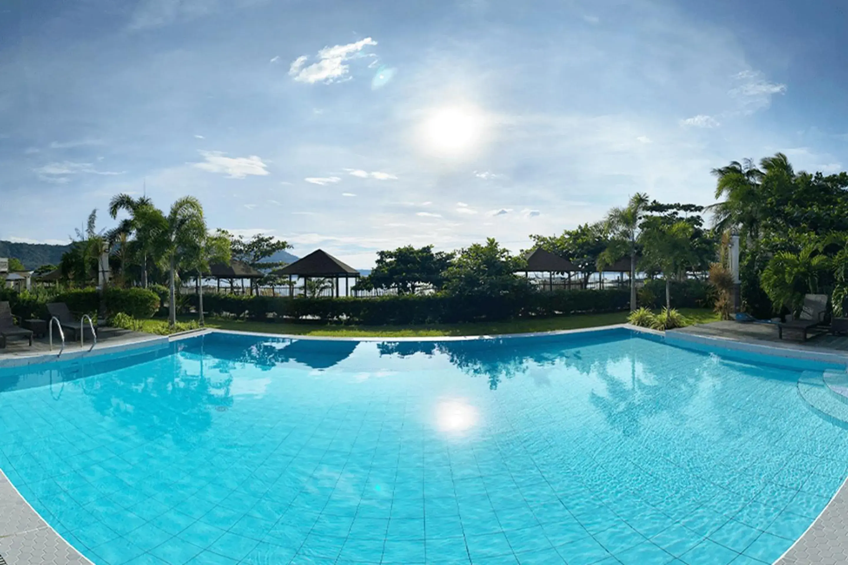 Swimming pool in RSAM Beach Resort by Cocotel Swimming pool in RSAM Beach Resort by Cocotel