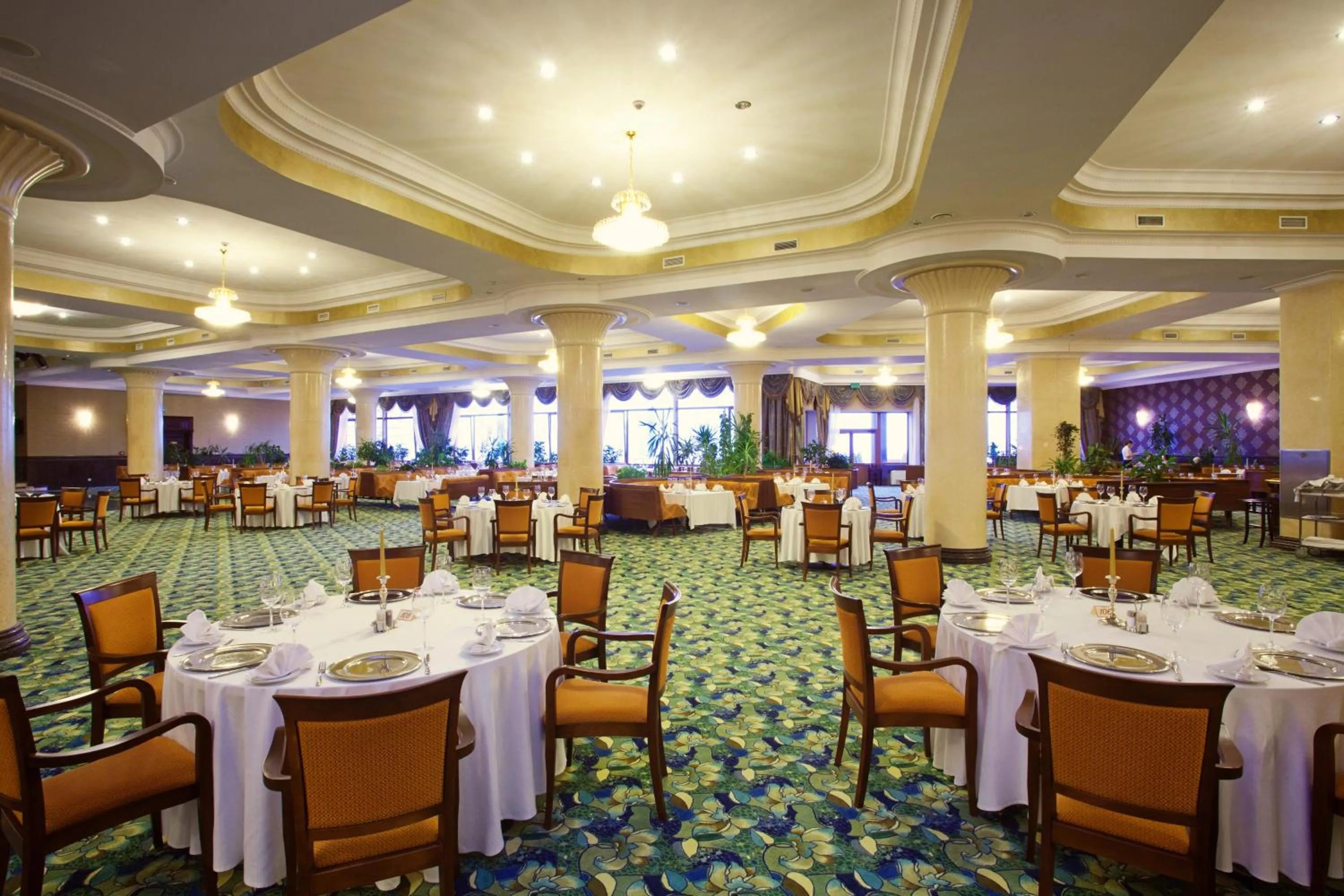 Restaurant/places to eat in Hotel Gołębiewski Karpacz