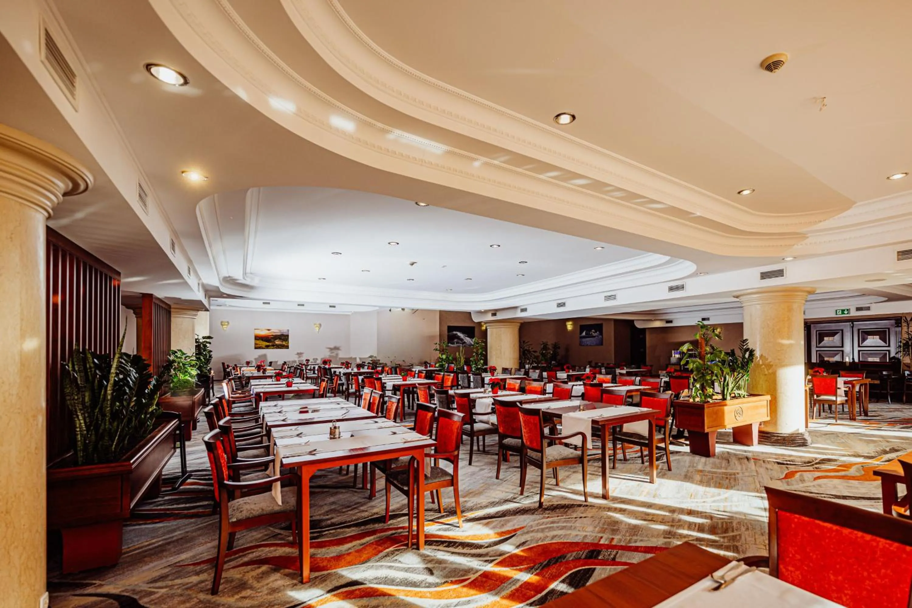 Restaurant/places to eat in Hotel Gołębiewski Karpacz