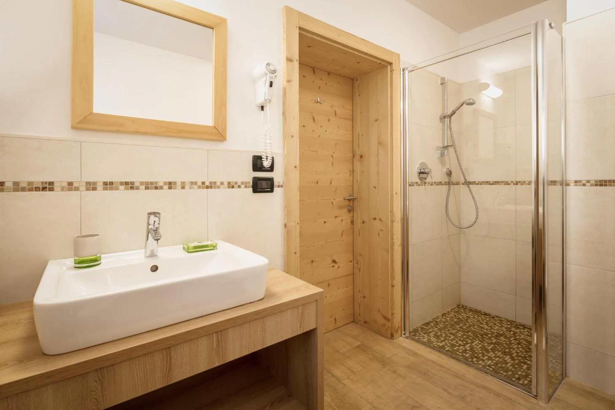 Shower in Garnì Sirio