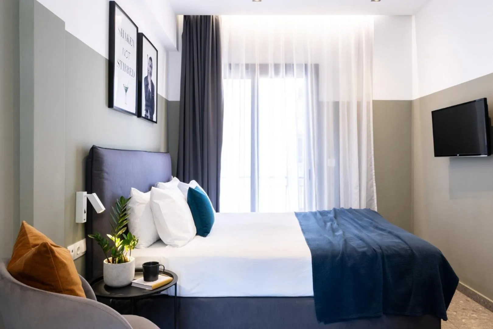 Bed in PAME Paradiso