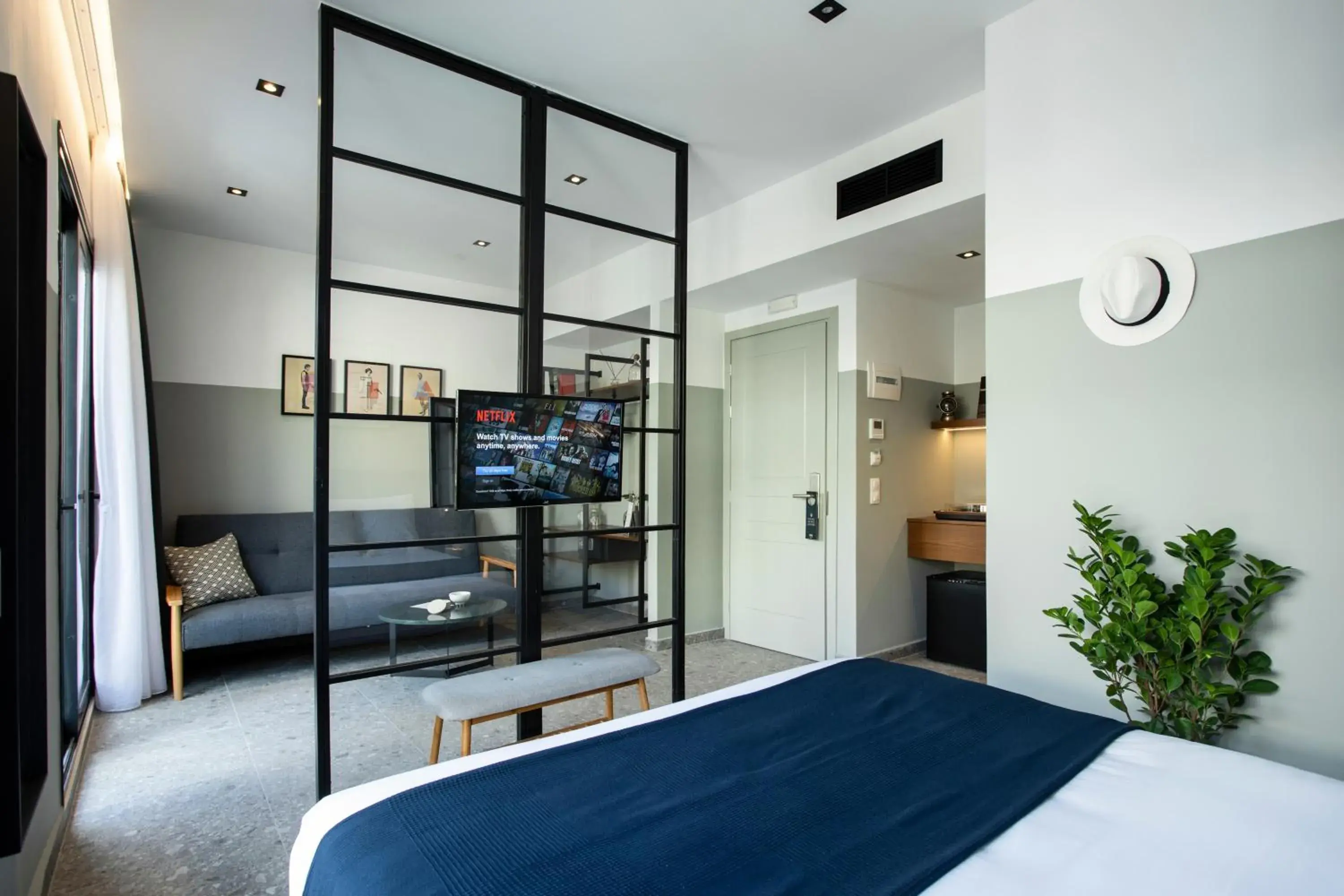 Photo of the whole room, Bed in PAME Paradiso Photo of the whole room, Bed in PAME Paradiso