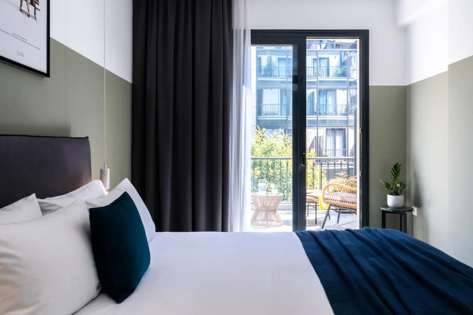 Bed in PAME Paradiso