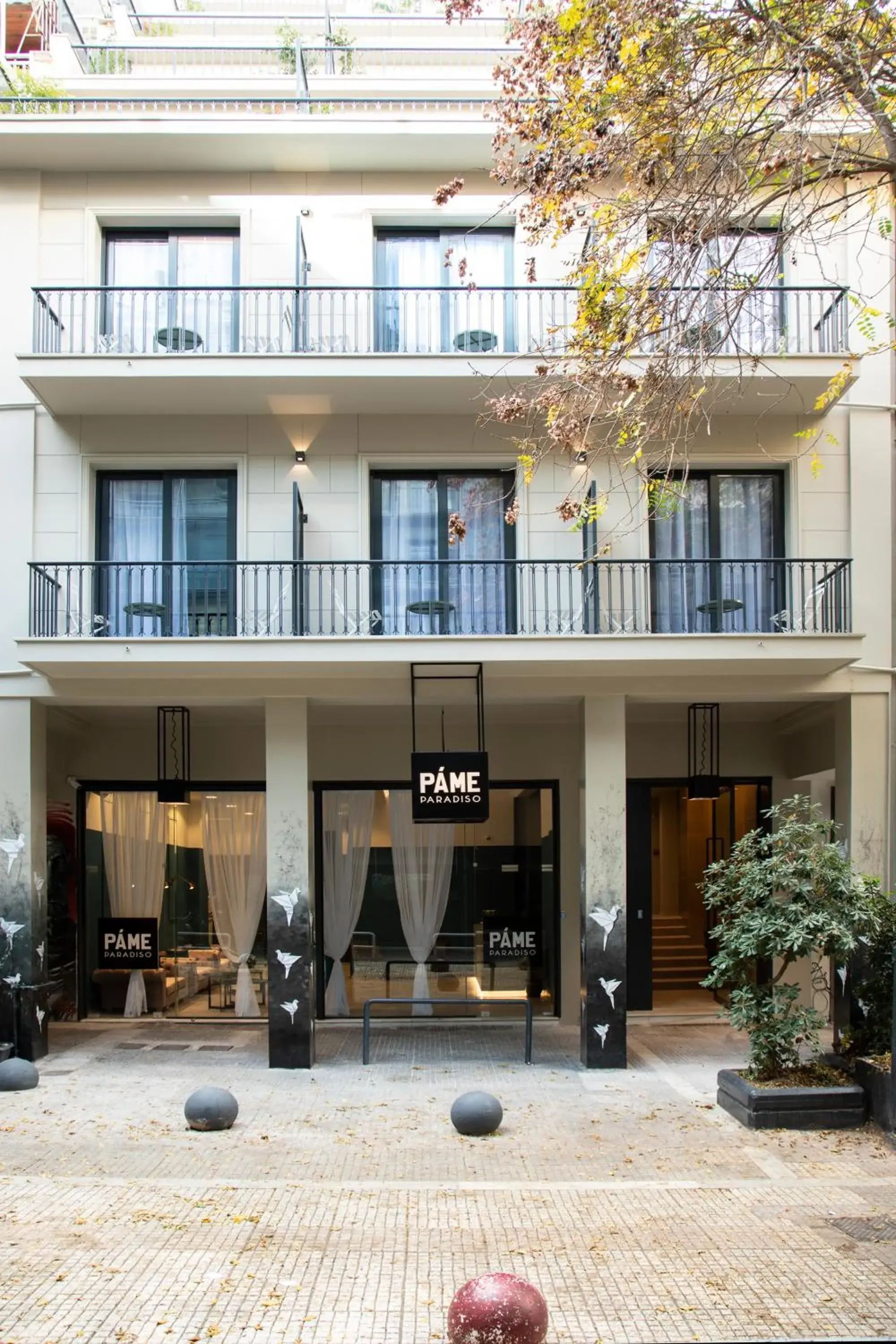 Property building in PAME Paradiso Property building in PAME Paradiso