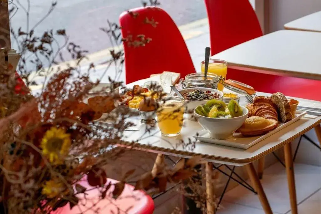 Food and drinks in ibis Nice Centre Notre Dame Food and drinks in ibis Nice Centre Notre Dame