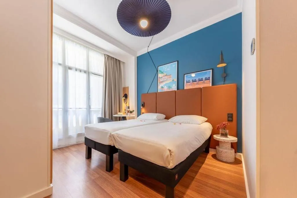 Bed in ibis Nice Centre Notre Dame