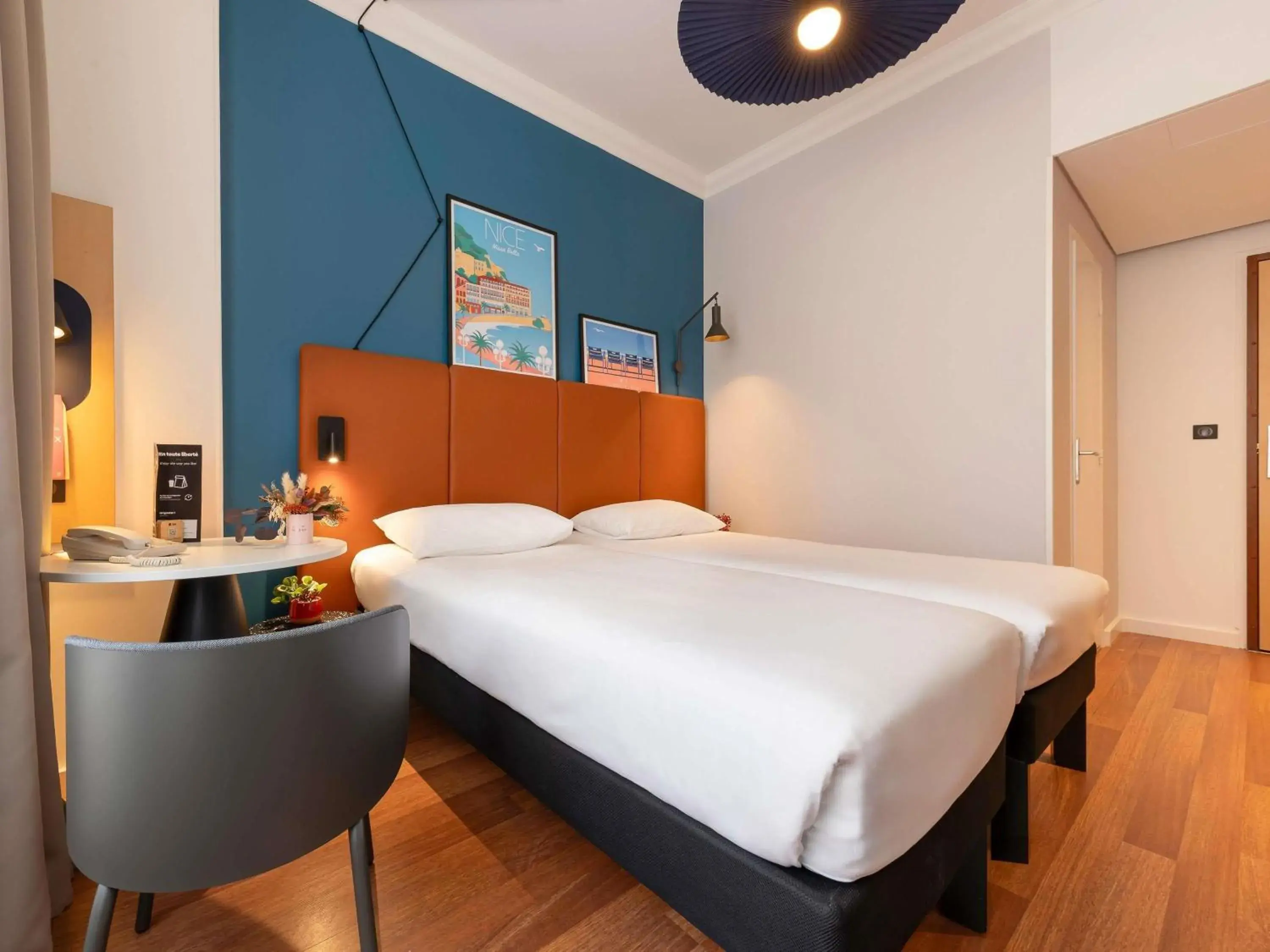 Bedroom, Bed in ibis Nice Centre Notre Dame Bedroom, Bed in ibis Nice Centre Notre Dame