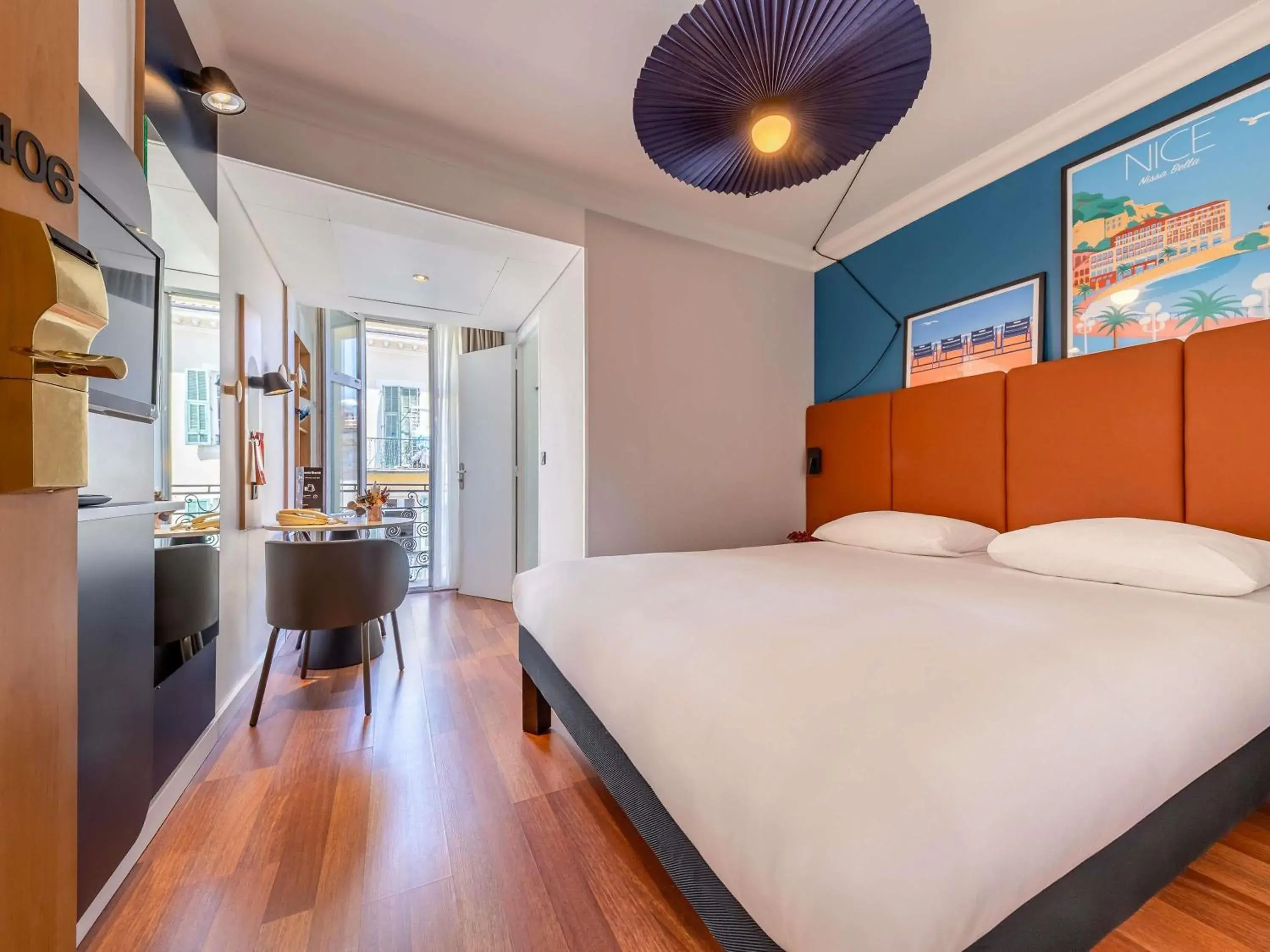 Bedroom, Bed in ibis Nice Centre Notre Dame Bedroom, Bed in ibis Nice Centre Notre Dame