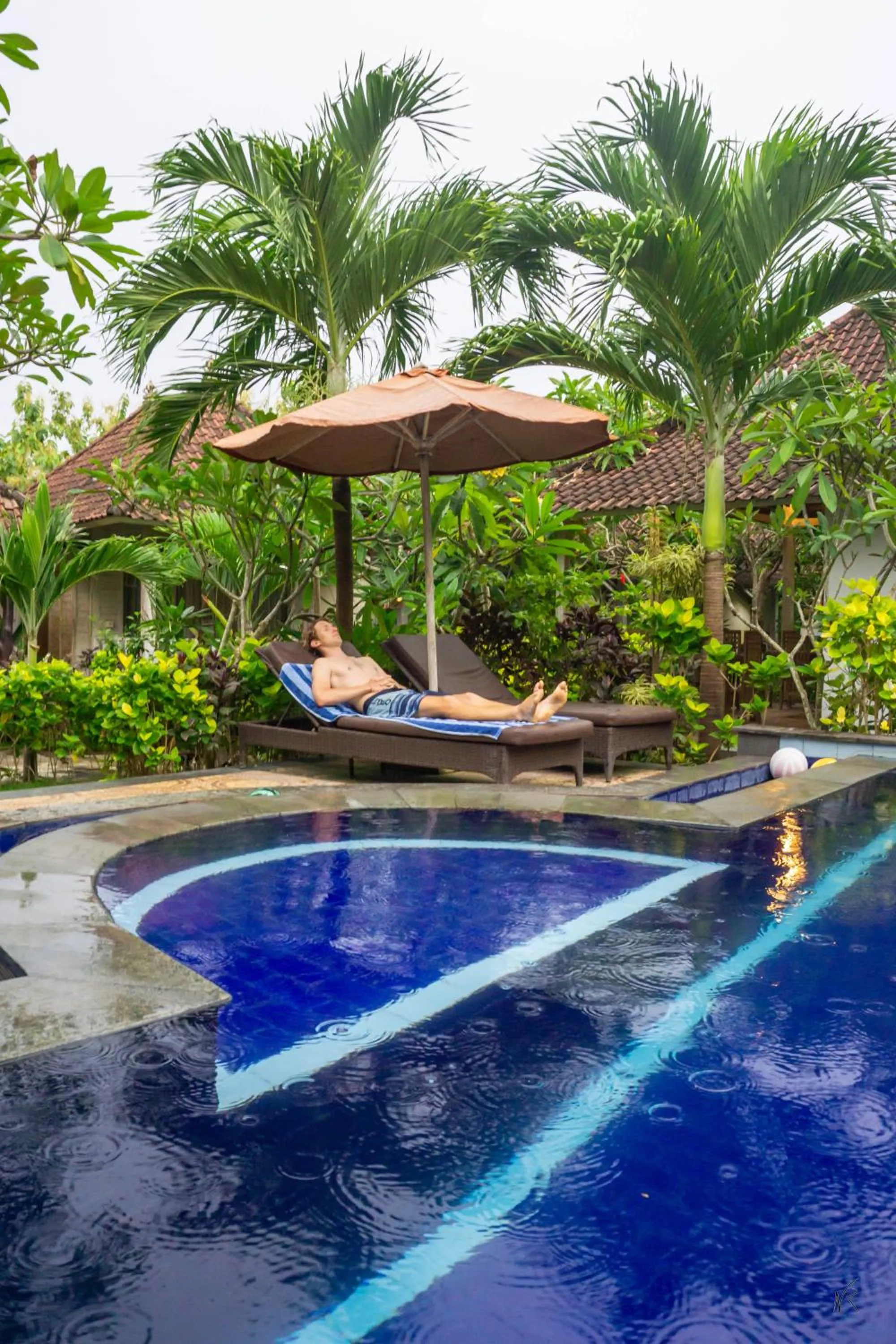 Pool view in The Lucky Cottage