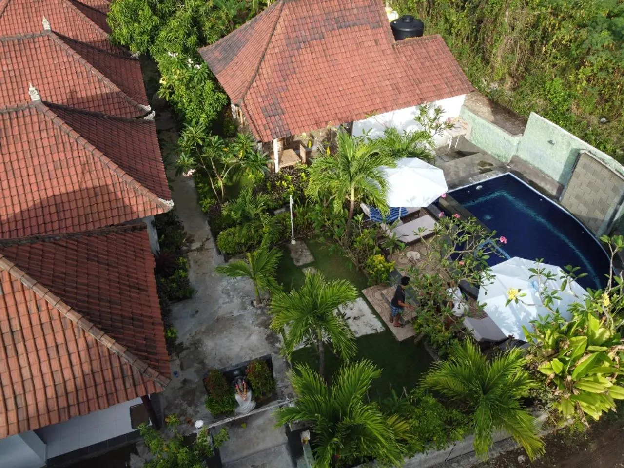 Property building in The Lucky Cottage