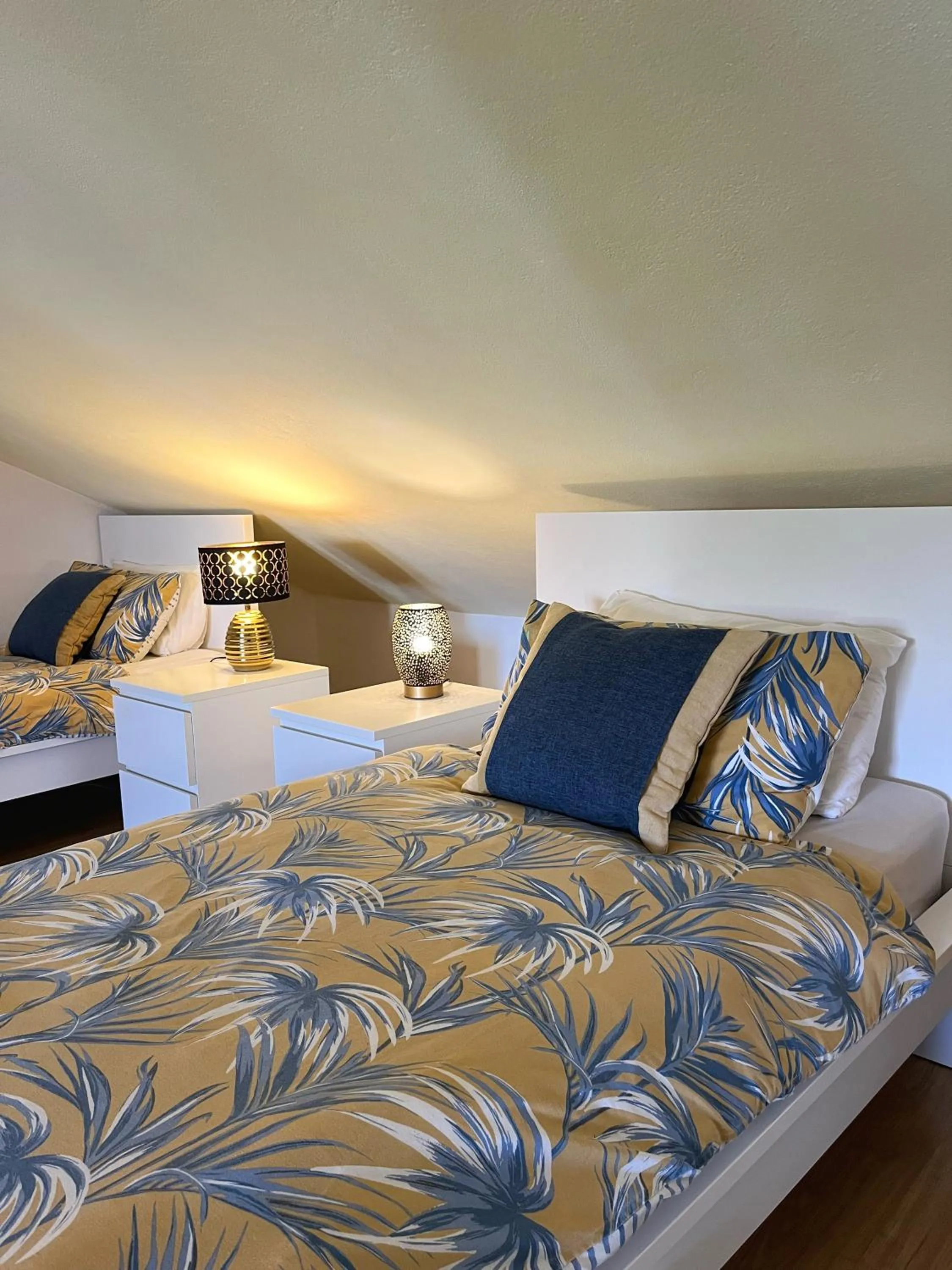 Bed in 5-Bed Female Dormitory Room in Ljmonade Hostel