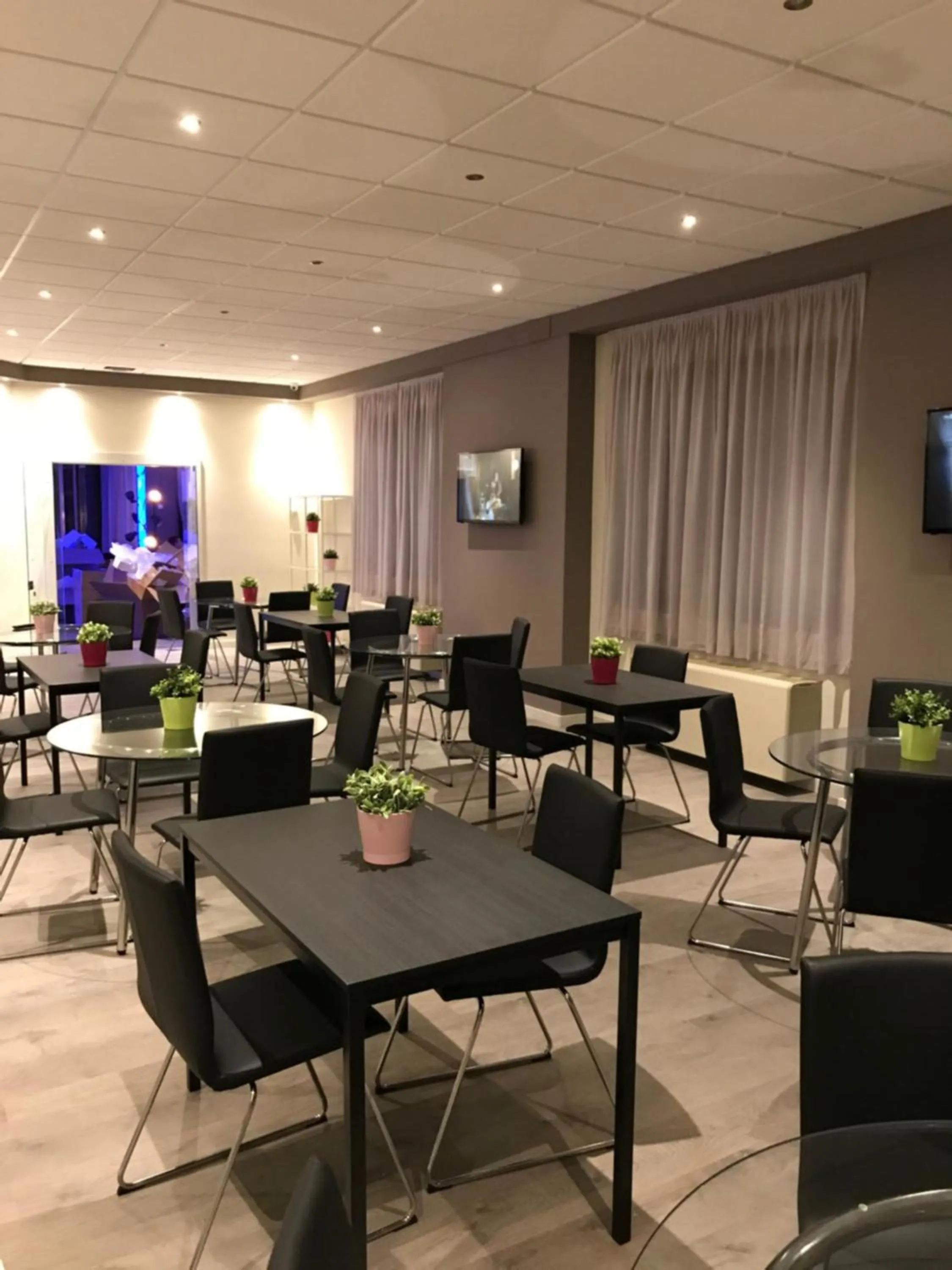 Lounge or bar in NovaHotel