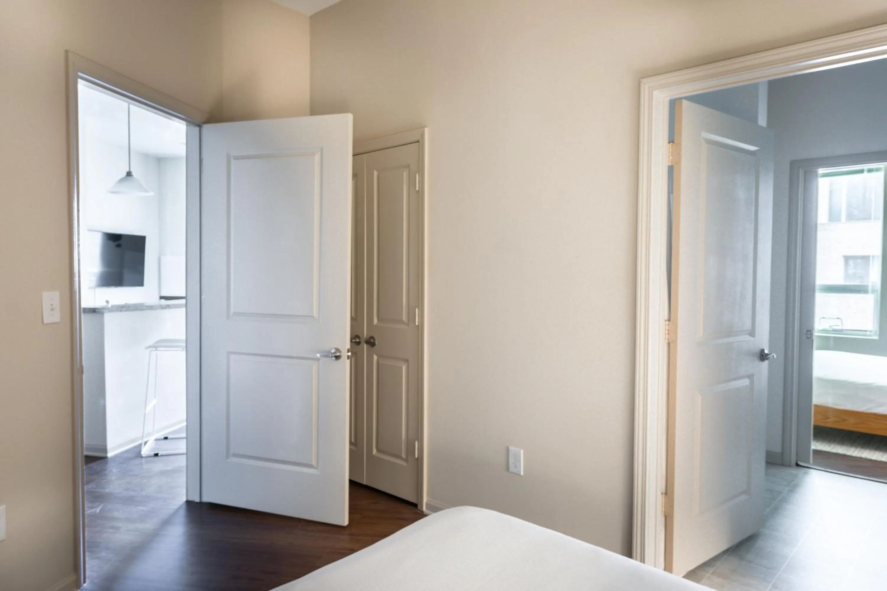 Bed in Mint House Greenville - Downtown