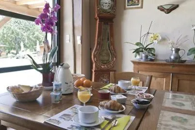 Continental breakfast in La Ferme de Laupilière