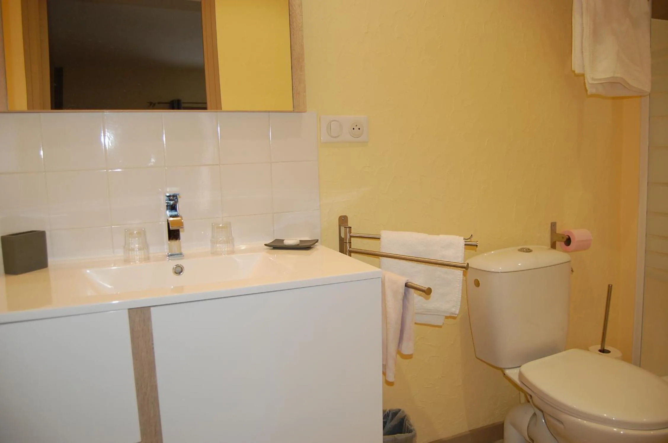Bathroom in La Ferme de Laupilière