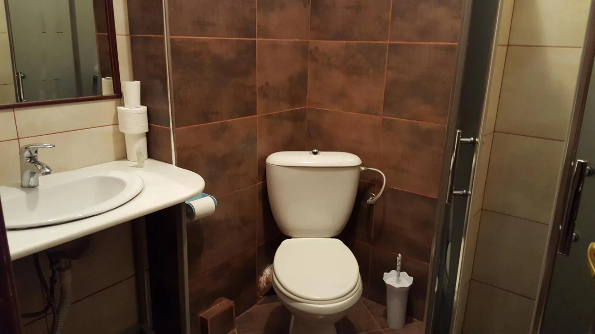 Bathroom in Hotel Livia