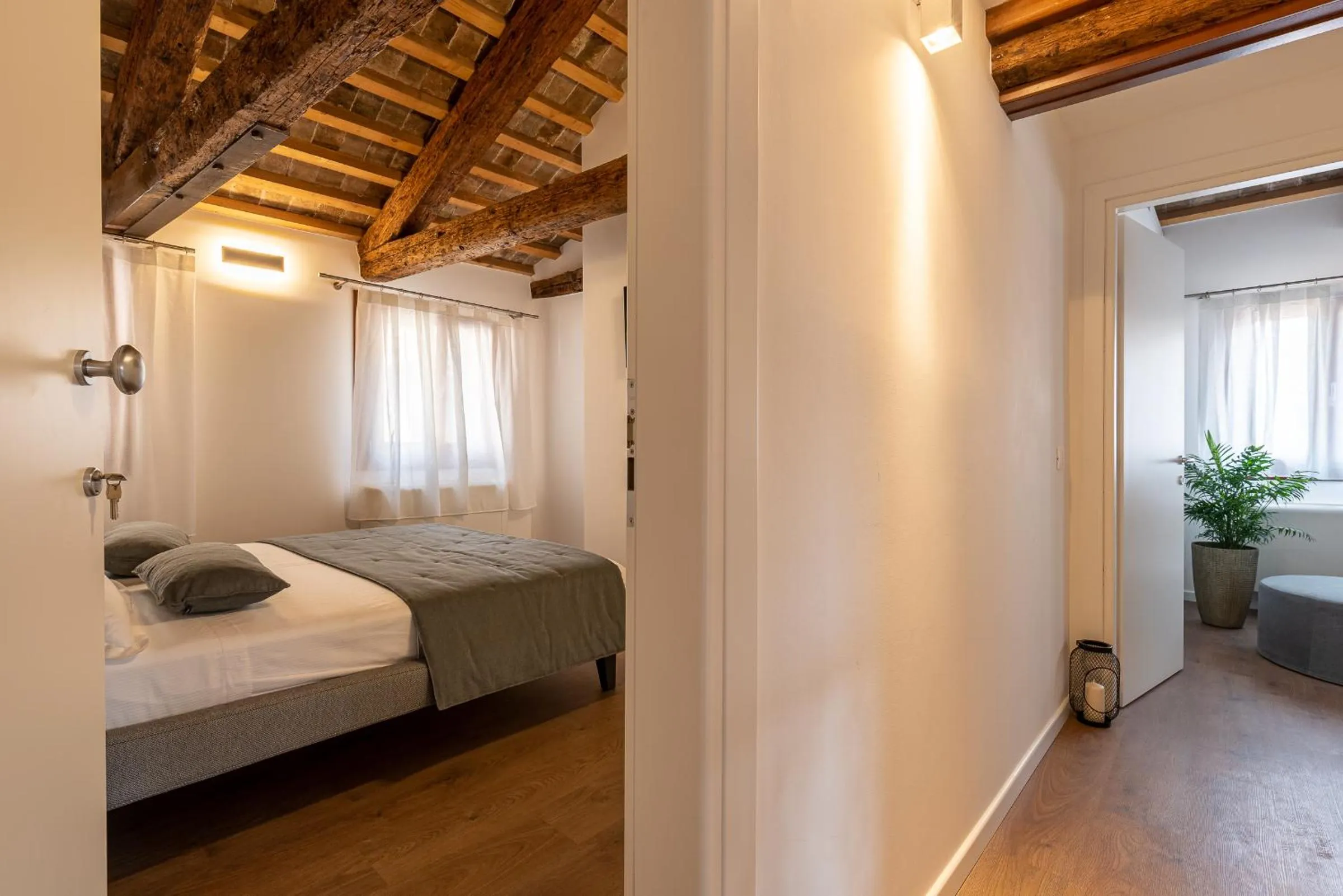Bedroom, Bed in La Finestra sulle Beccarie