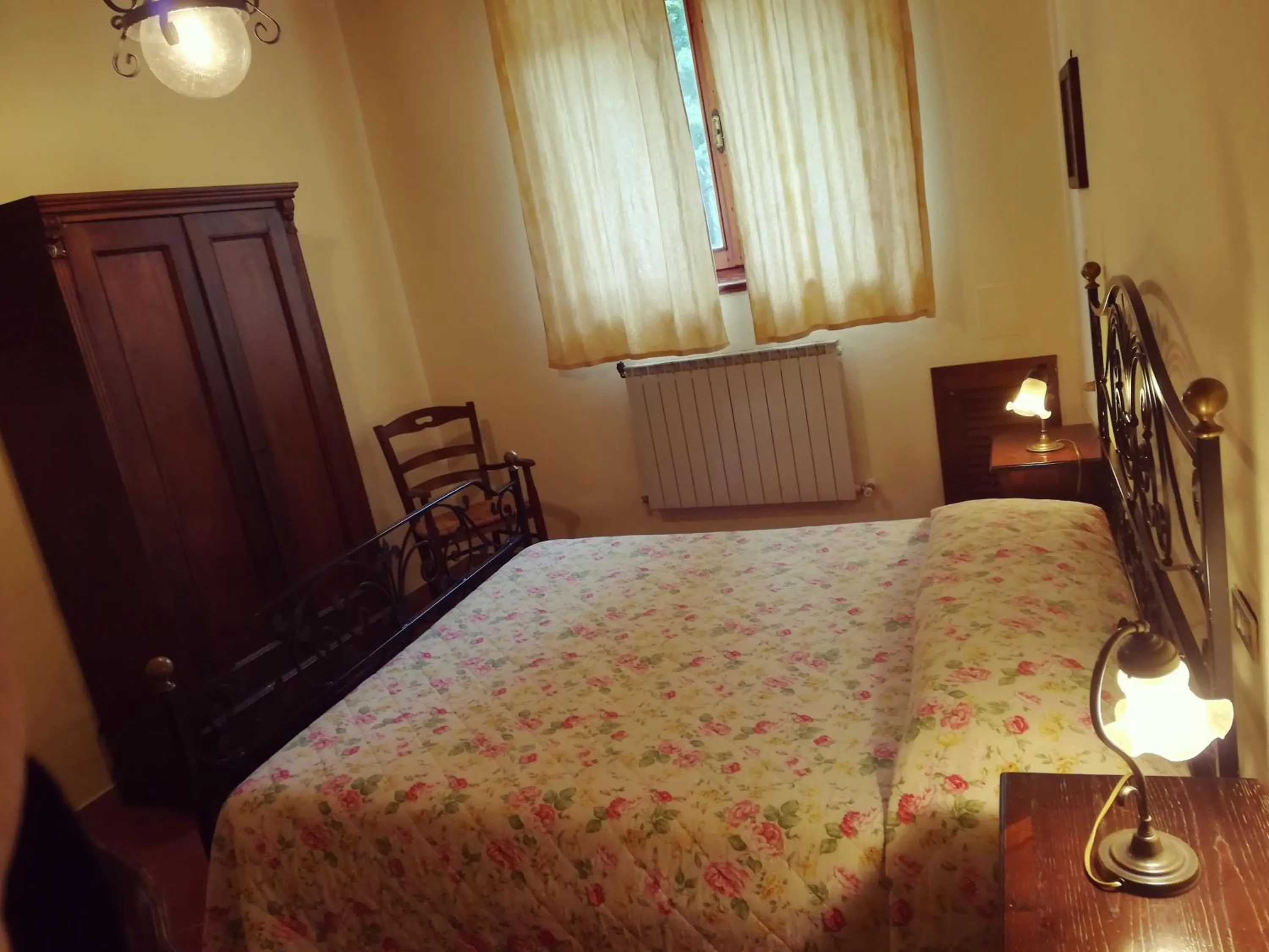 Bed in Agriturismo Le Querce di Assisi