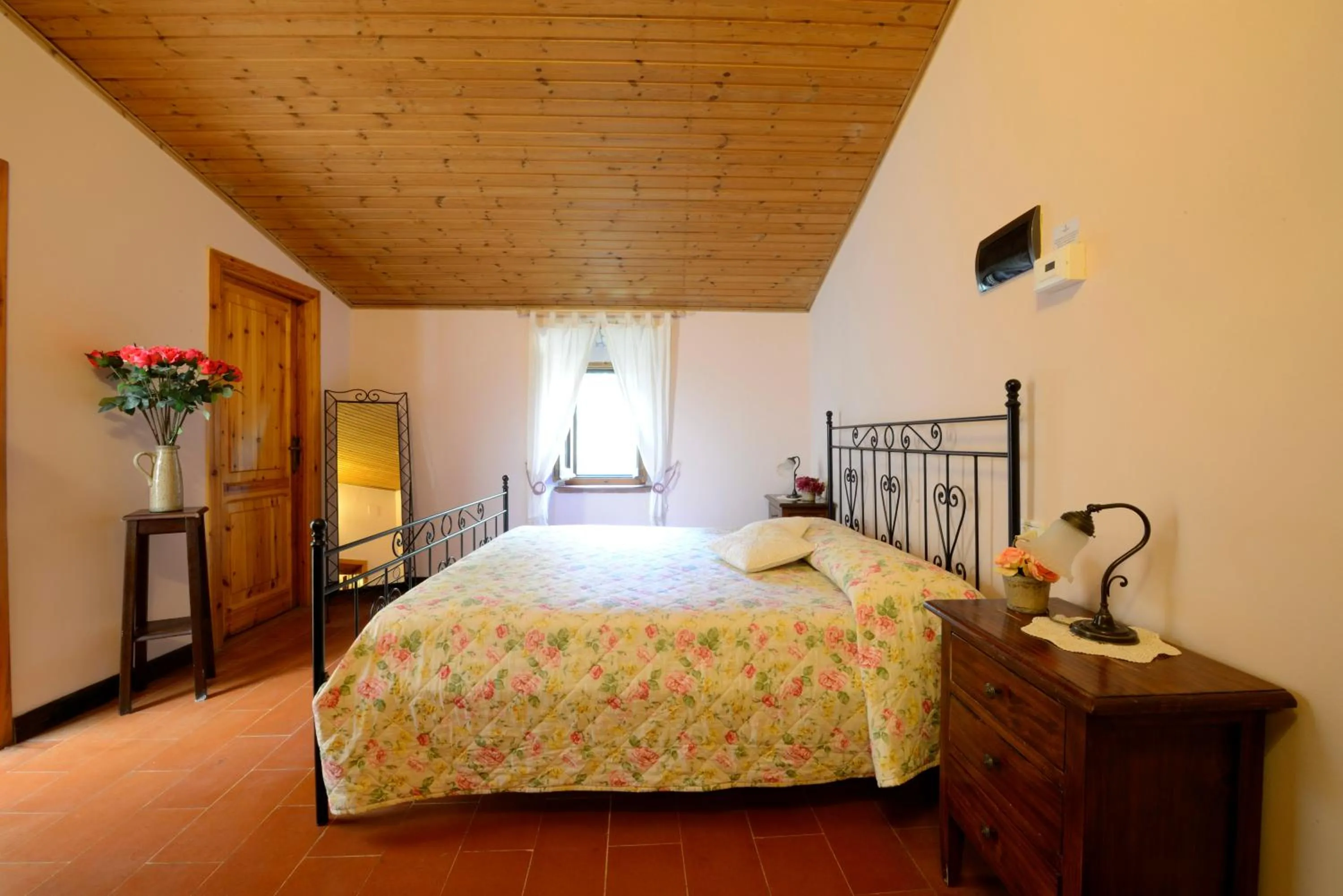 Bed in Agriturismo Le Querce di Assisi
