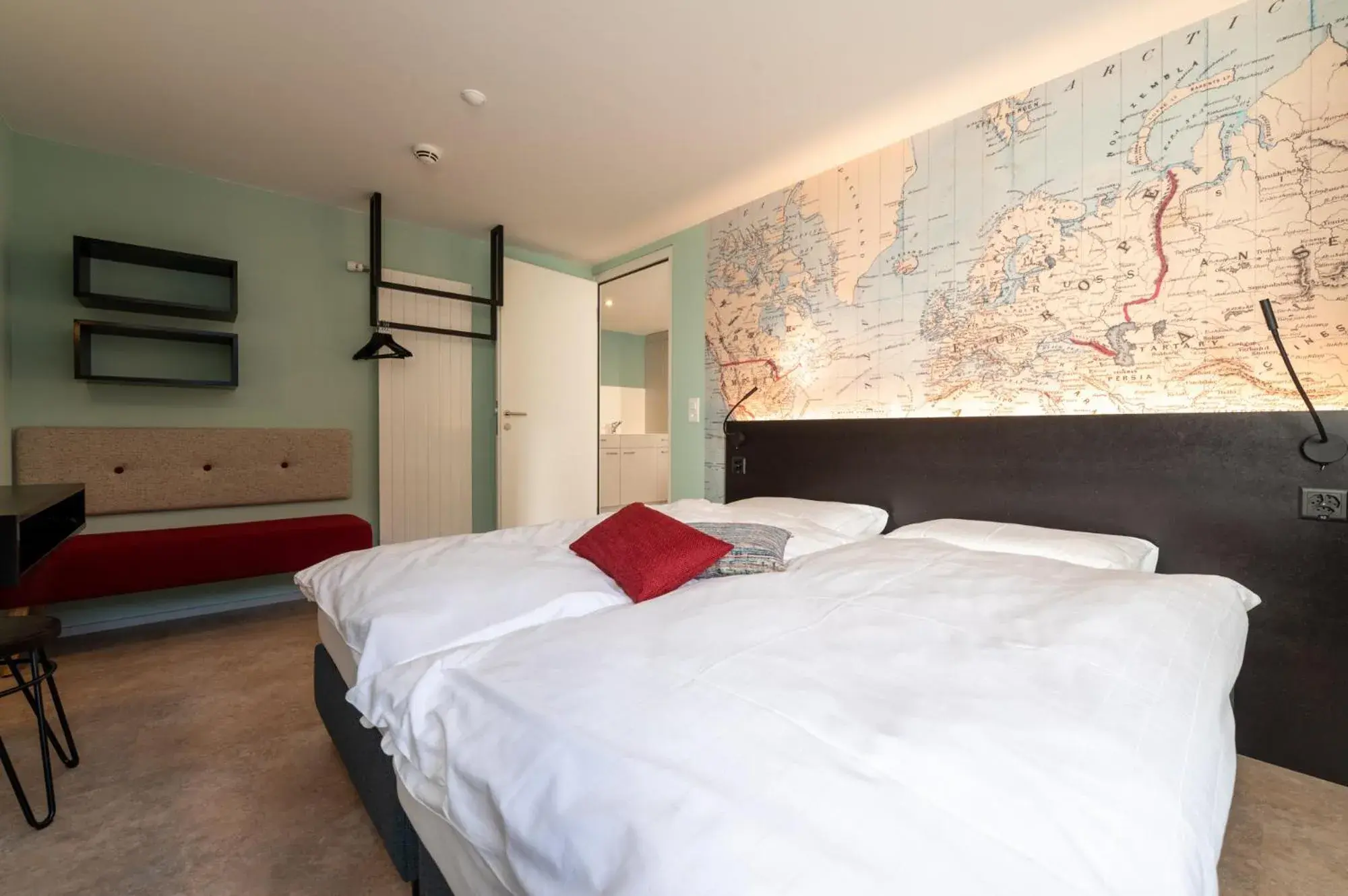 Bed in Emma's B&B - Self Check-in Hotel Bed in Emma's B&B - Self Check-in Hotel