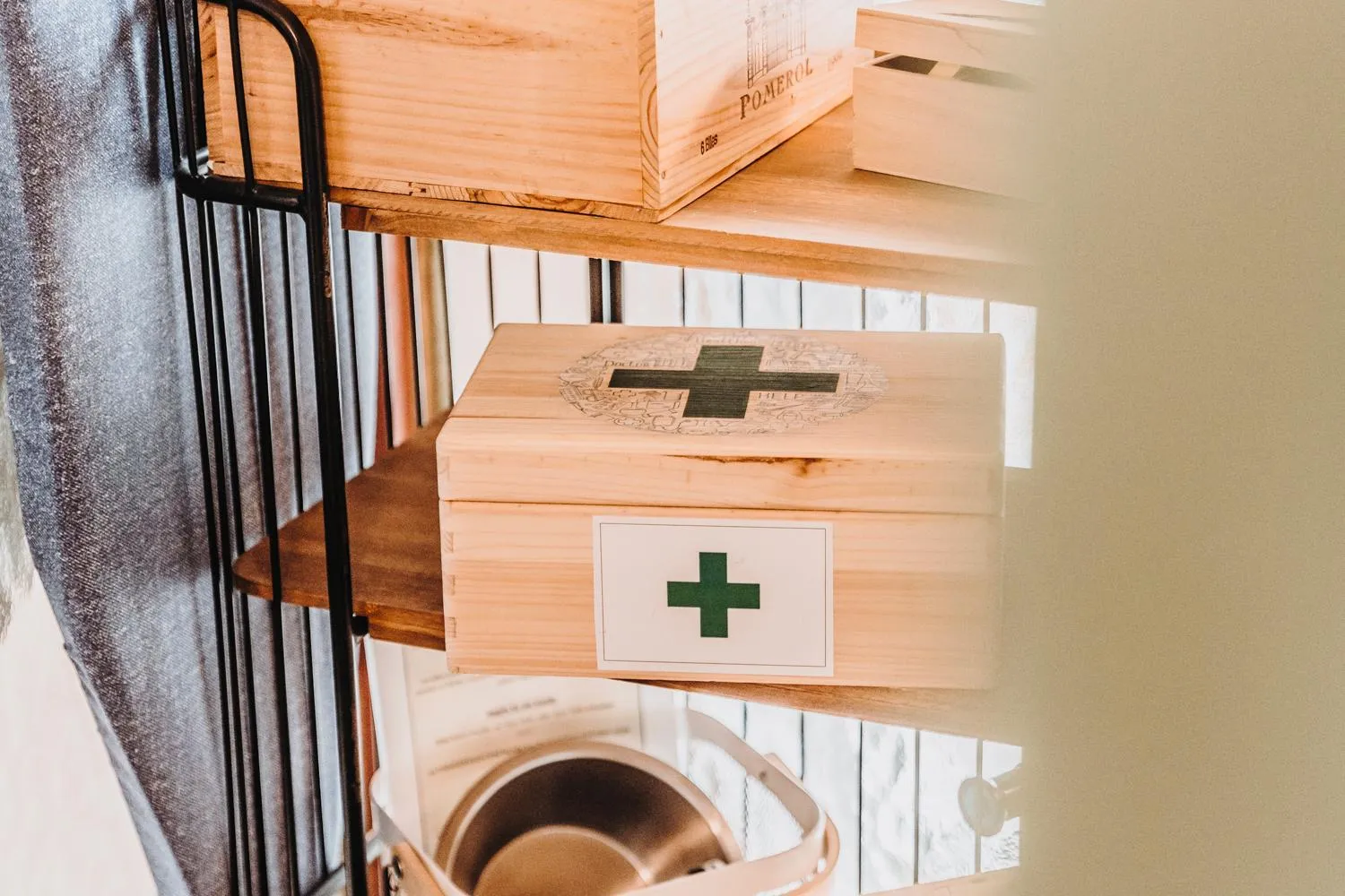 Decorative detail in Emma's B&B - Self Check-in Hotel