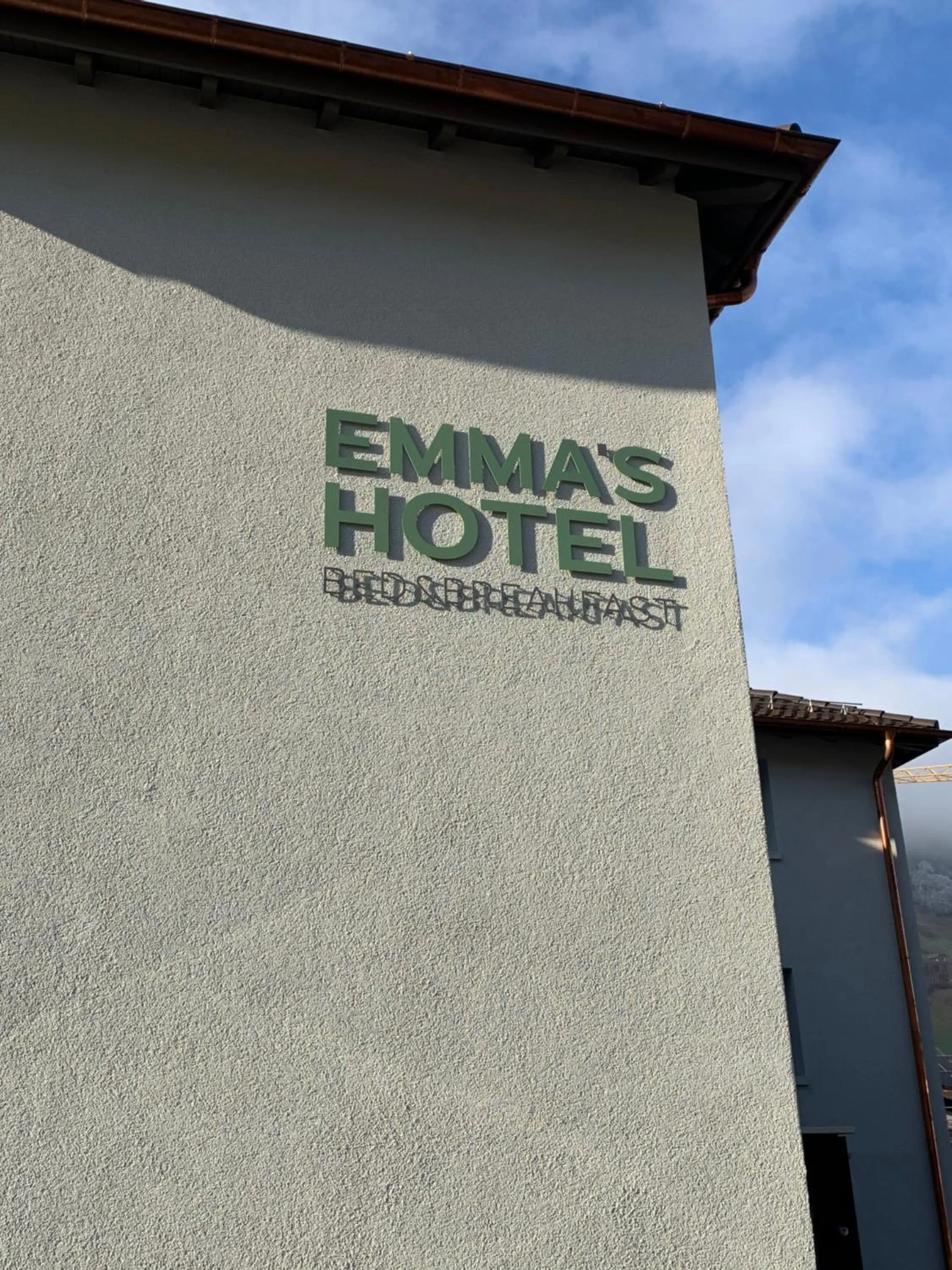 Logo/Certificate/Sign in Emma's B&B - Self Check-in Hotel