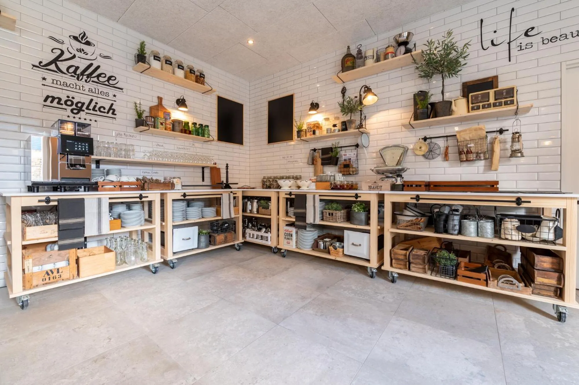 Area and facilities in Emma's B&B - Self Check-in Hotel