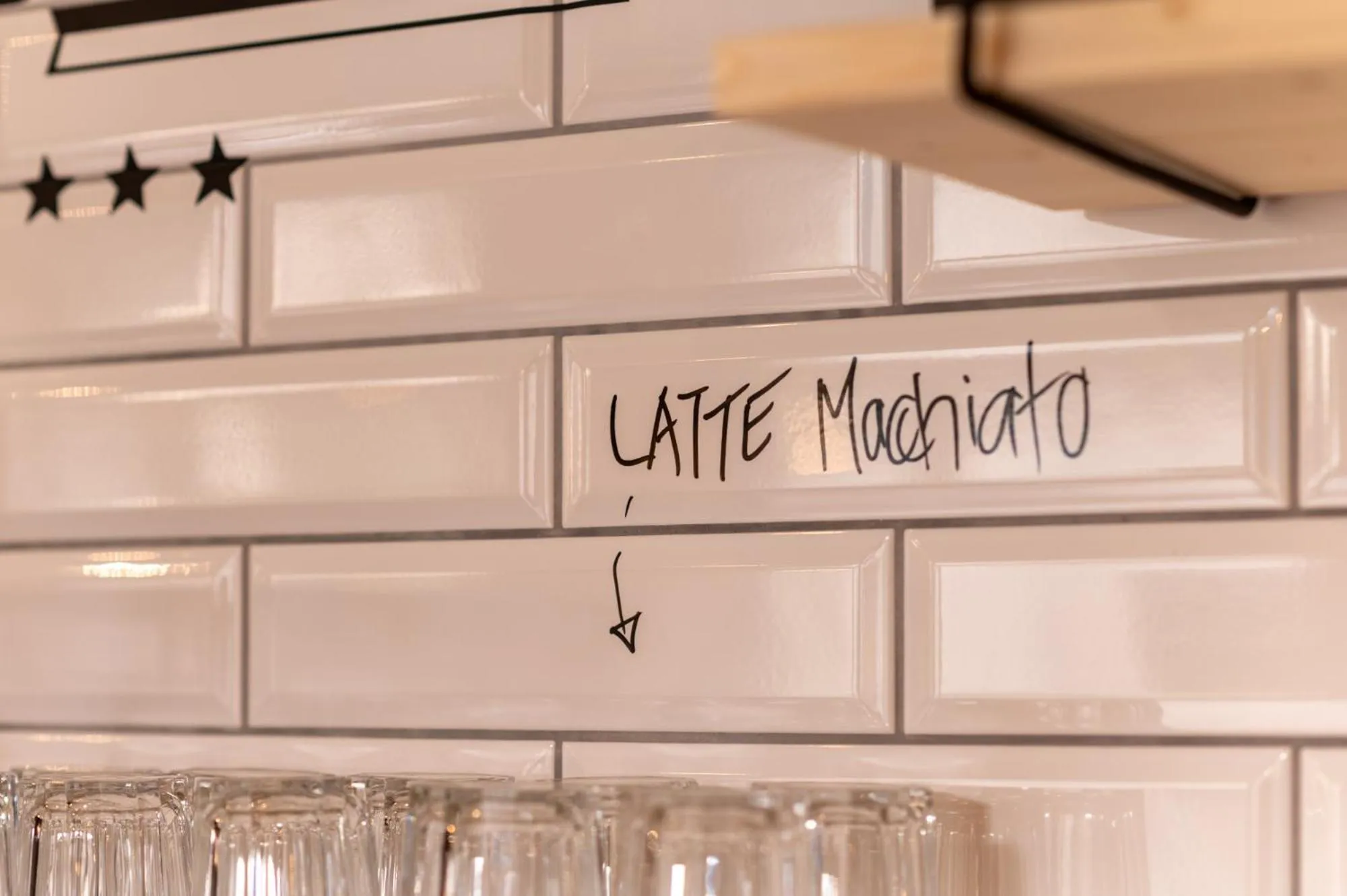 Decorative detail in Emma's B&B - Self Check-in Hotel