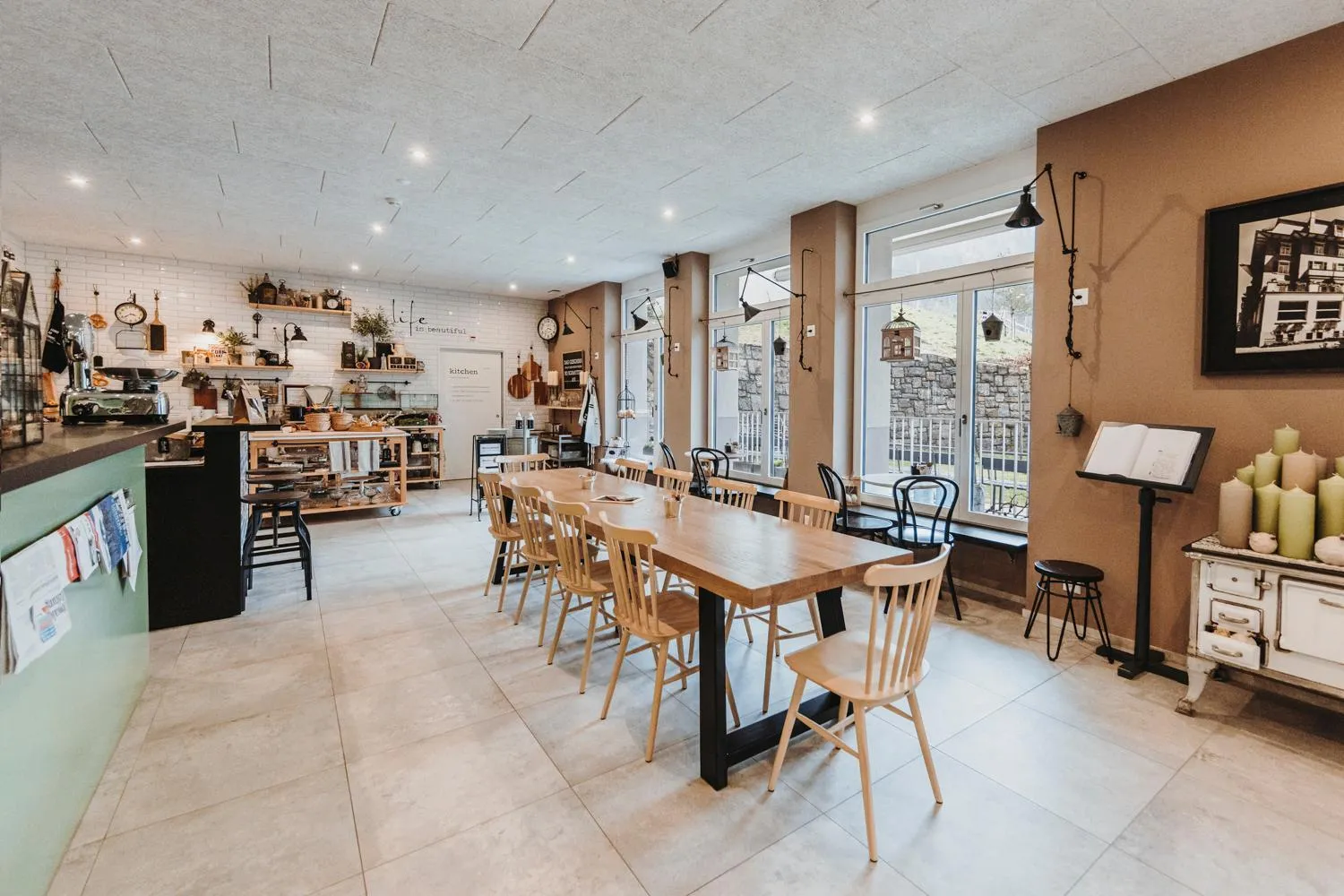 Decorative detail in Emma's B&B - Self Check-in Hotel