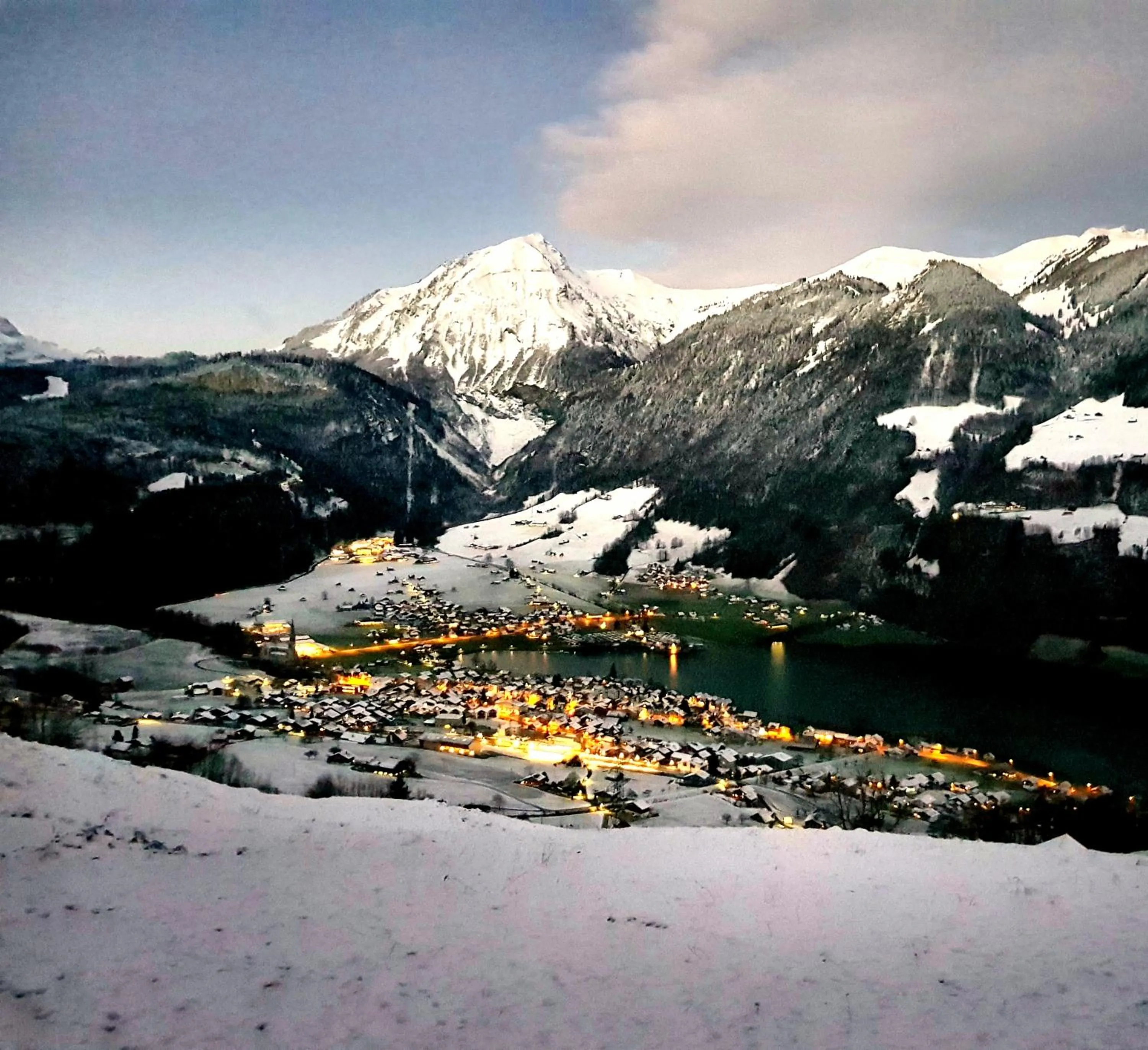 Winter in Emma's B&B - Self Check-in Hotel