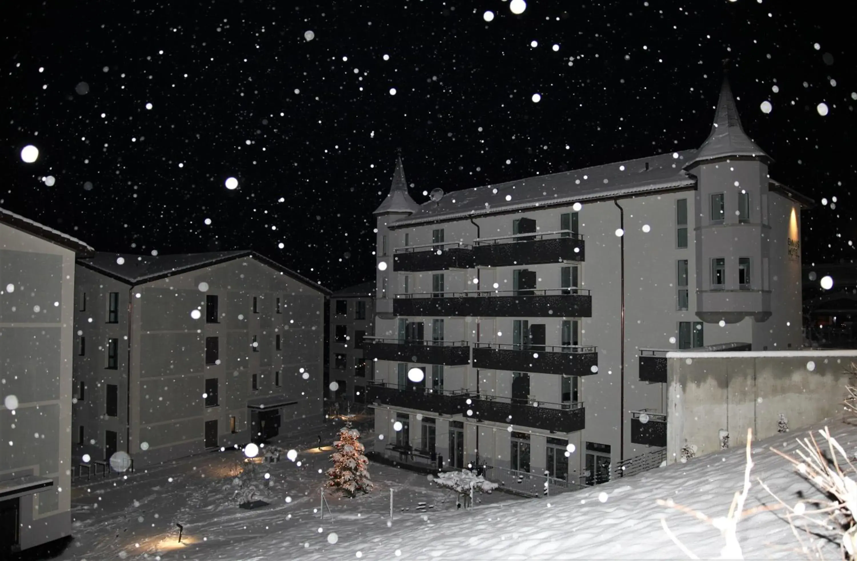 Property building in Emma's B&B - Self Check-in Hotel Property building in Emma's B&B - Self Check-in Hotel