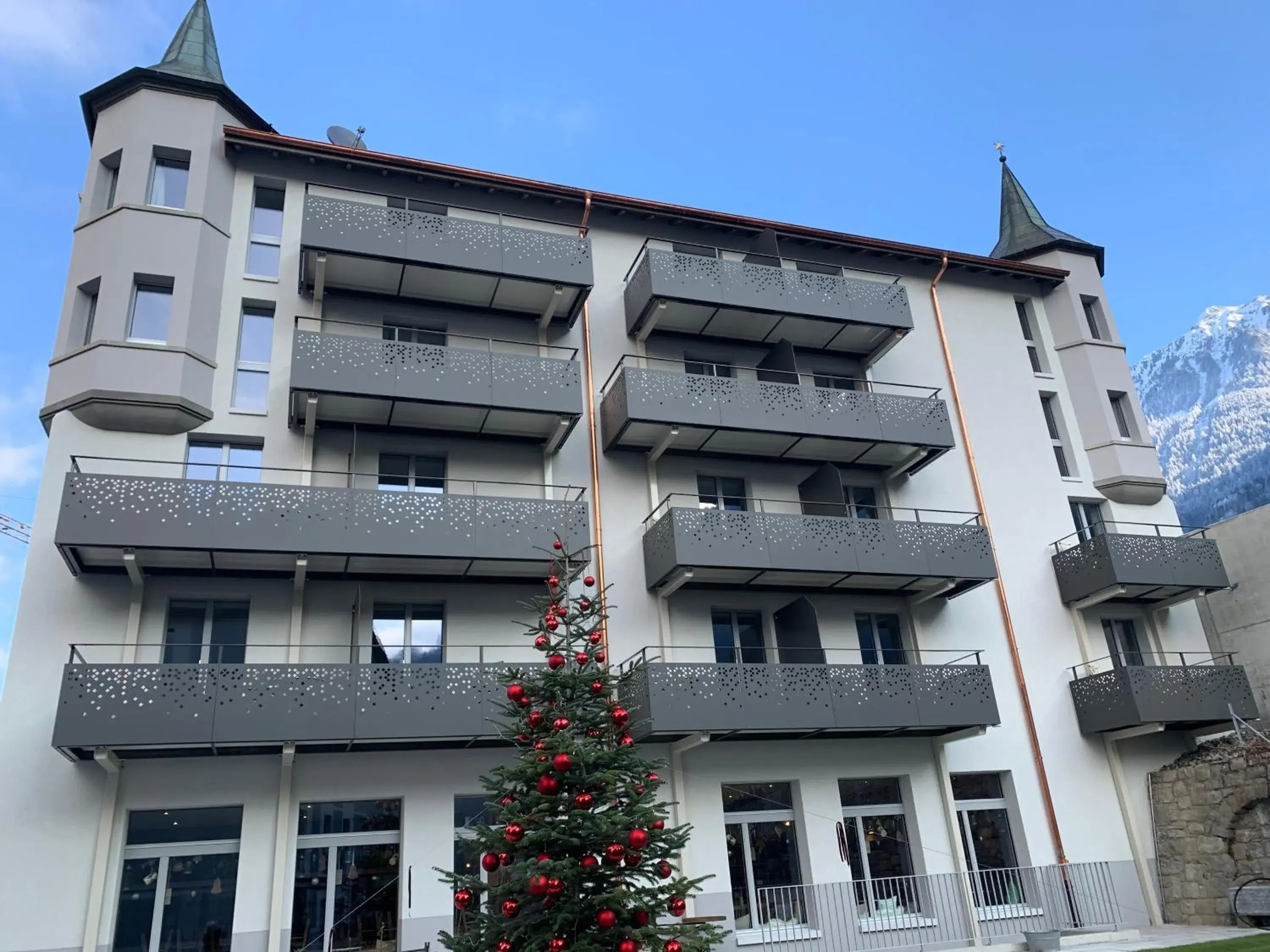 Property building in Emma's B&B - Self Check-in Hotel Property building in Emma's B&B - Self Check-in Hotel