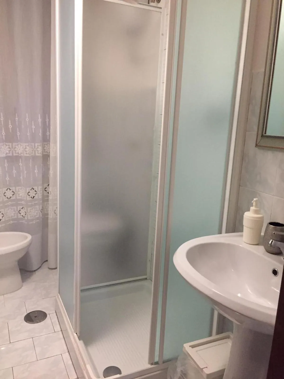 Bathroom in B&B NUNZIA